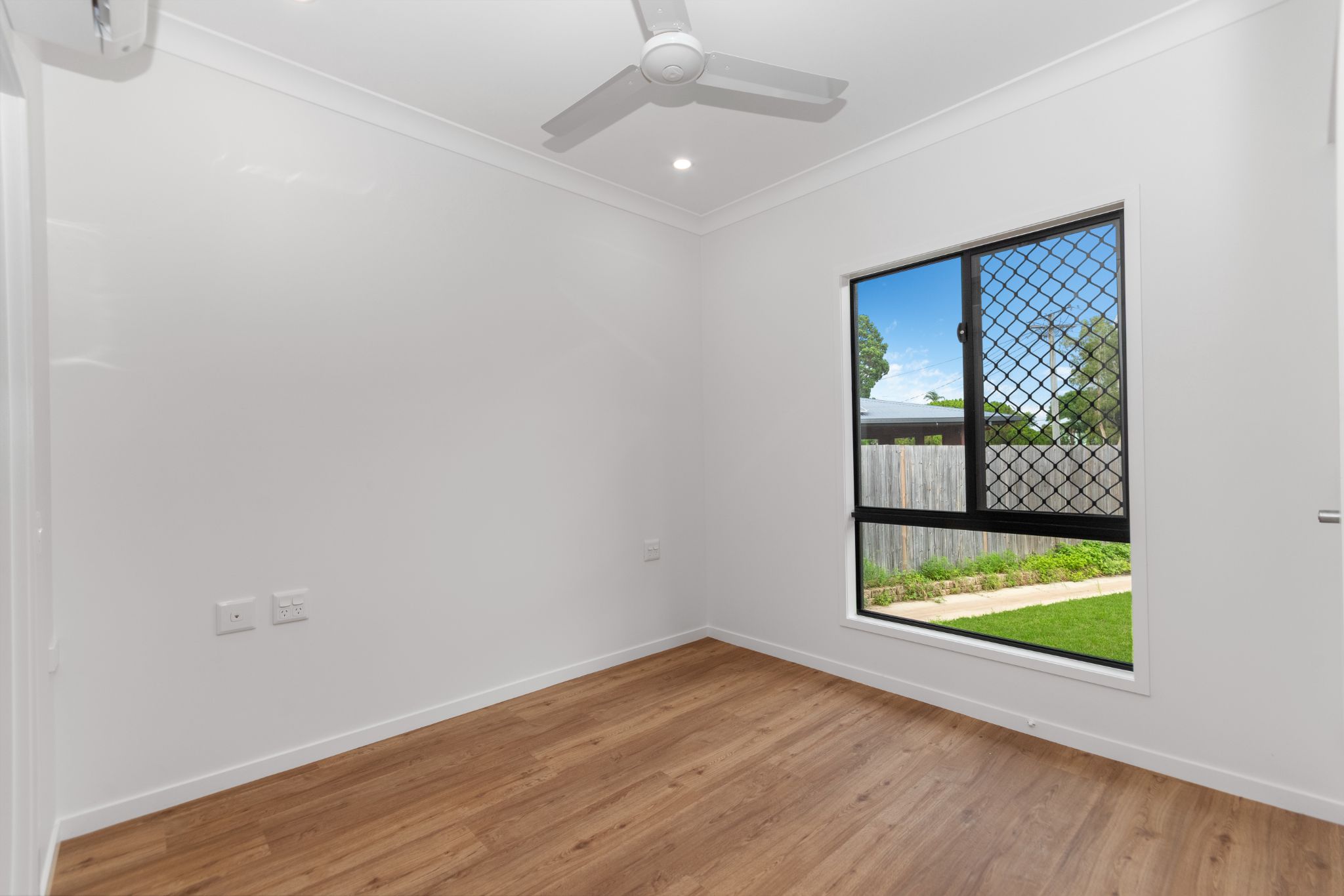 3 BR Robust Home with OOA Room – Rasmussen — Home image 12