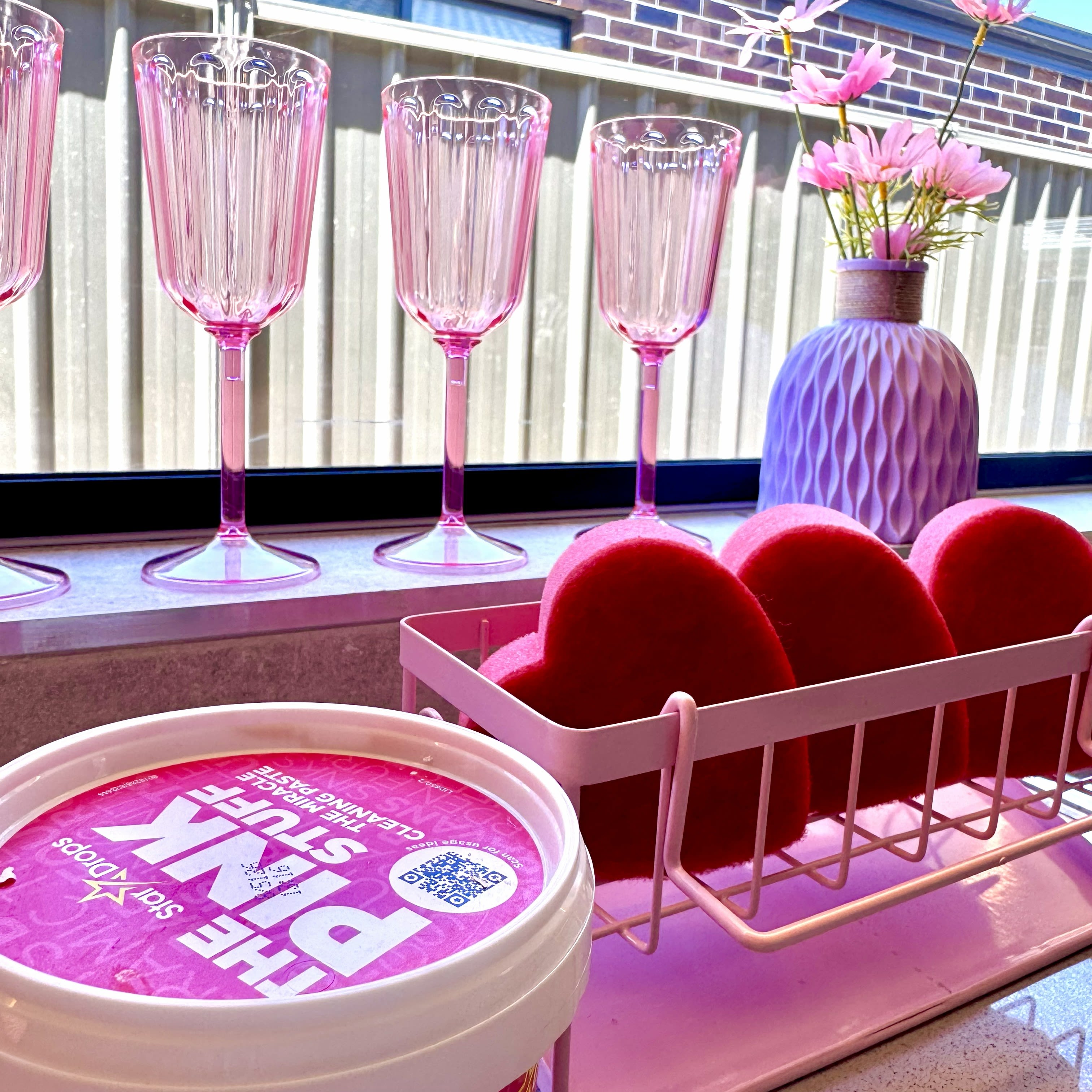 Pretty in Pink SIL House — Home image 2