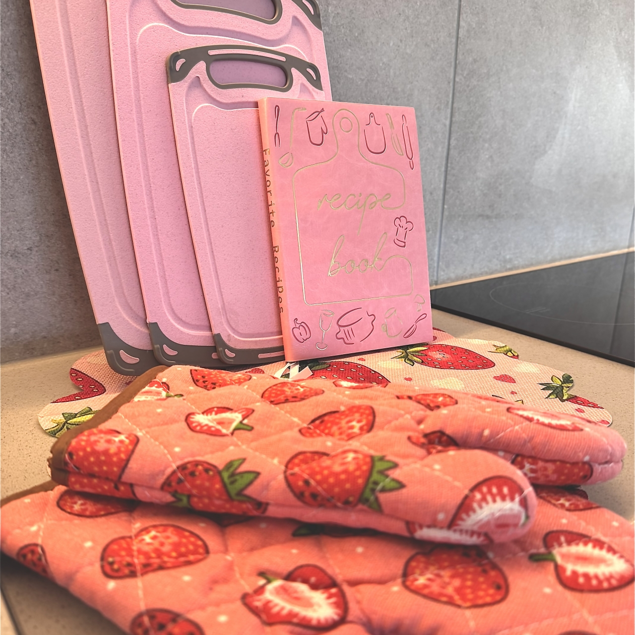 Pretty in Pink SIL House — Home image 6