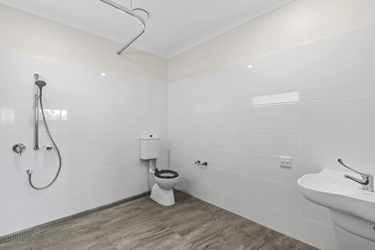 Tablelands living in a 2-bed HPS House - close to Mareeba CBD — Home image 2