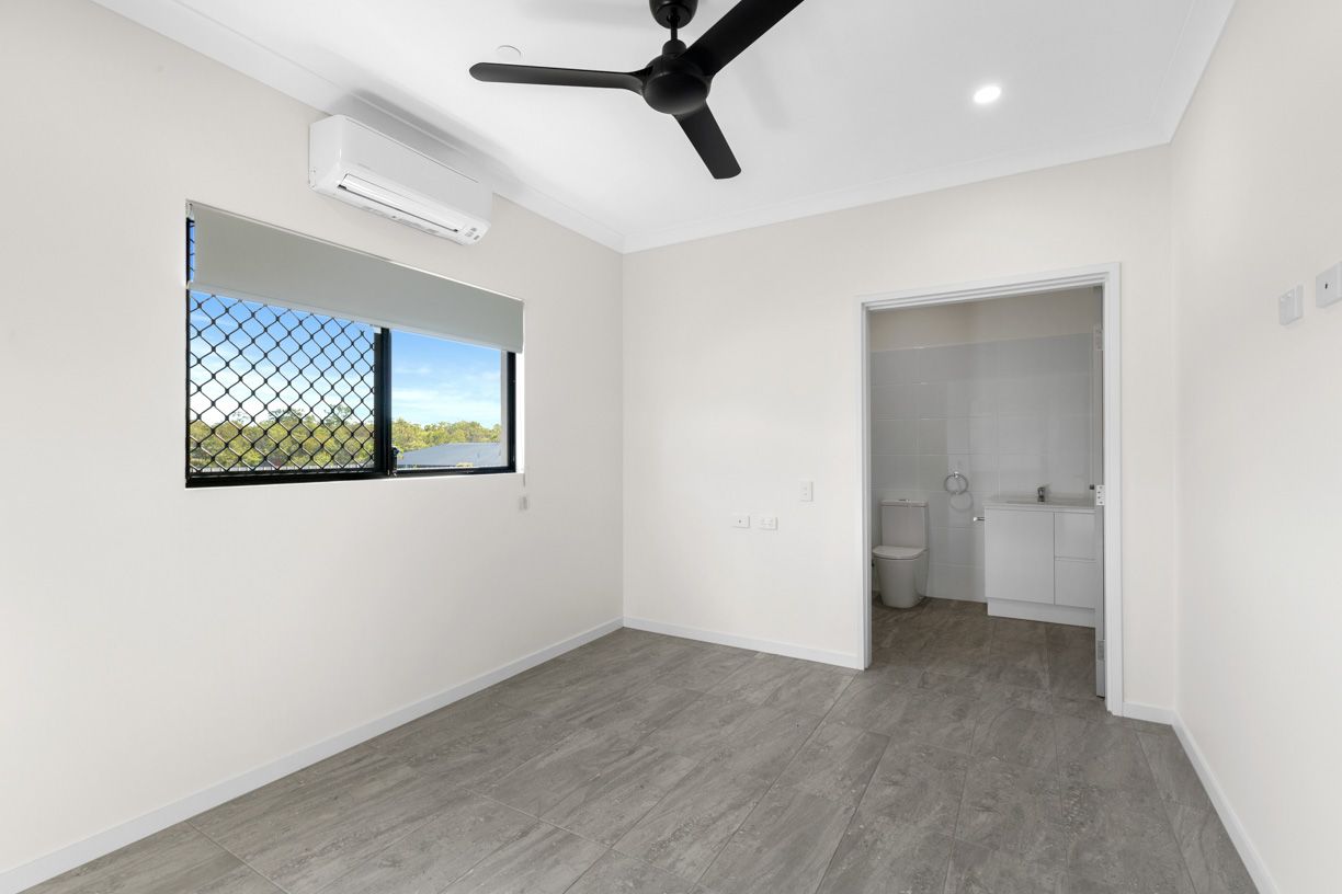 Tablelands living in a 2-bed HPS House - close to Mareeba CBD — Home image 8