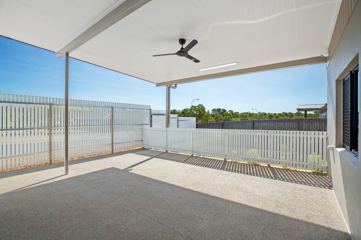 Tablelands living in a 2-bed HPS House - close to Mareeba CBD — Home image 14