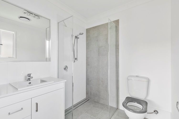 CABOOLTURE QLD – IMPROVED LIVEABILITY HOUSE — Home image 2