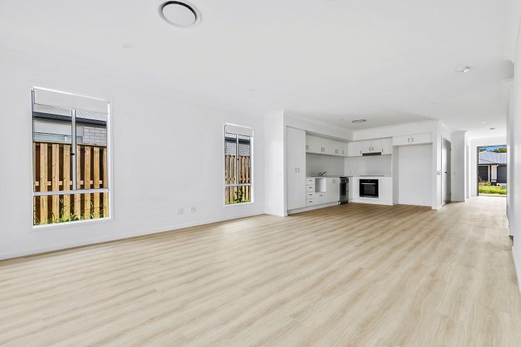 CABOOLTURE QLD – IMPROVED LIVEABILITY HOUSE — Home image 3