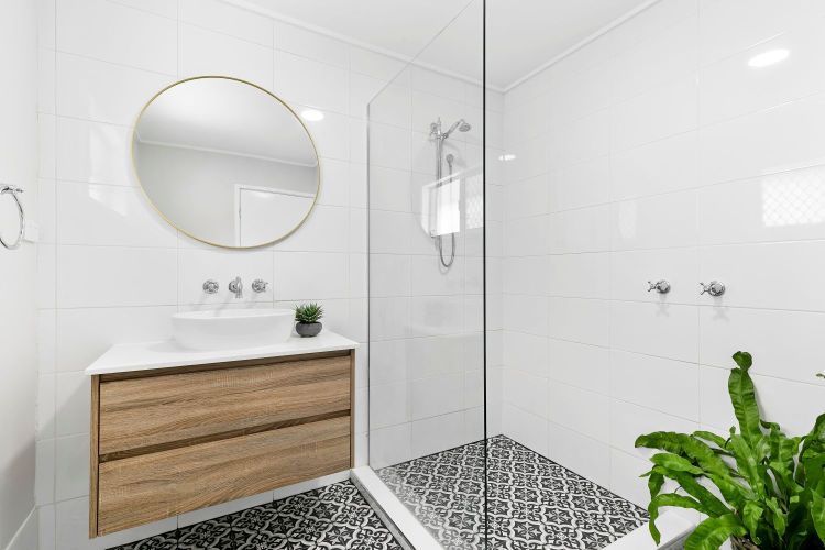 CABOOLTURE QLD – IMPROVED LIVEABILITY HOUSE — Home image 4