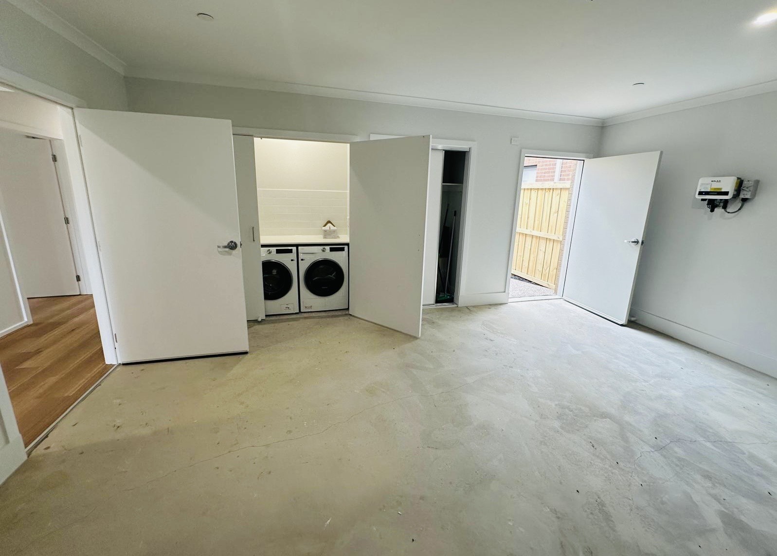 Brand New House in a safe and central location near the coastline — Home image 4