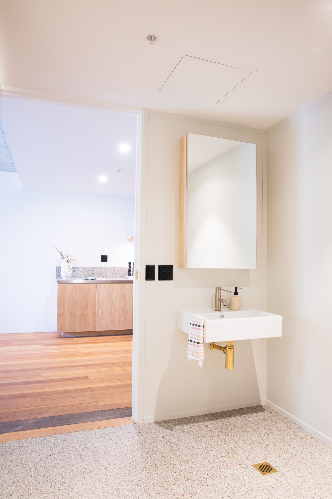 Ballarat, Great Single Resident Apartment. — Home image 3