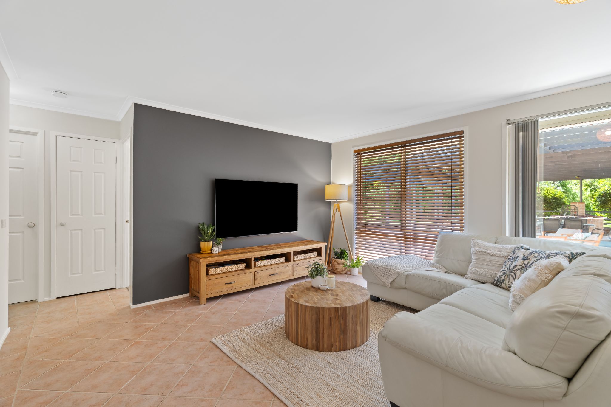 Large Home on Acreage - Central Coast — Home image 5