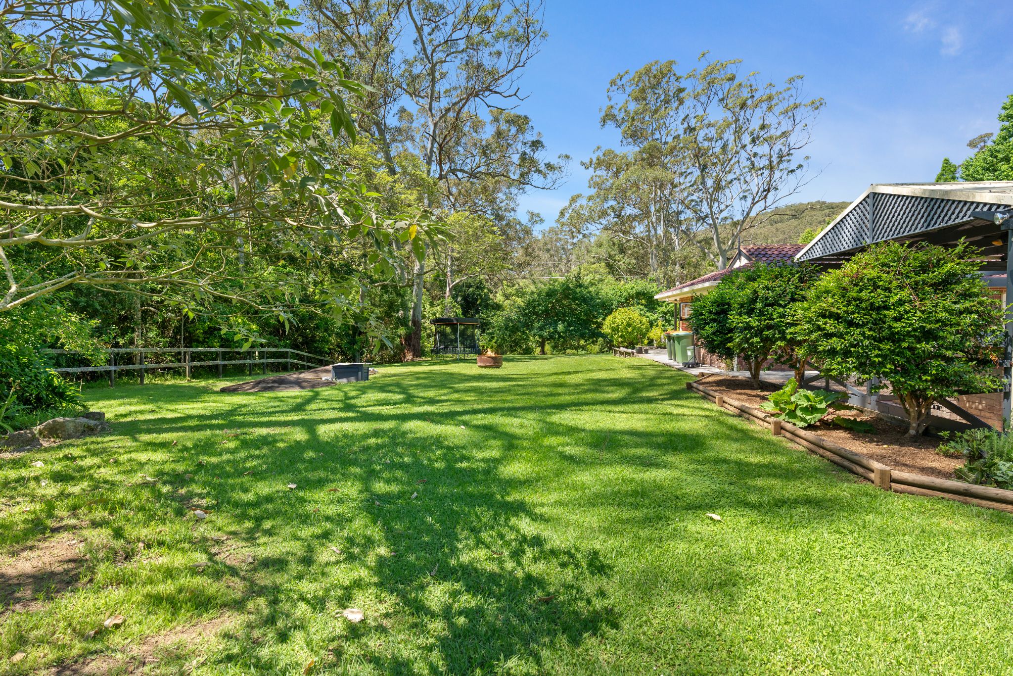 Large Home on Acreage - Central Coast — Home image 12