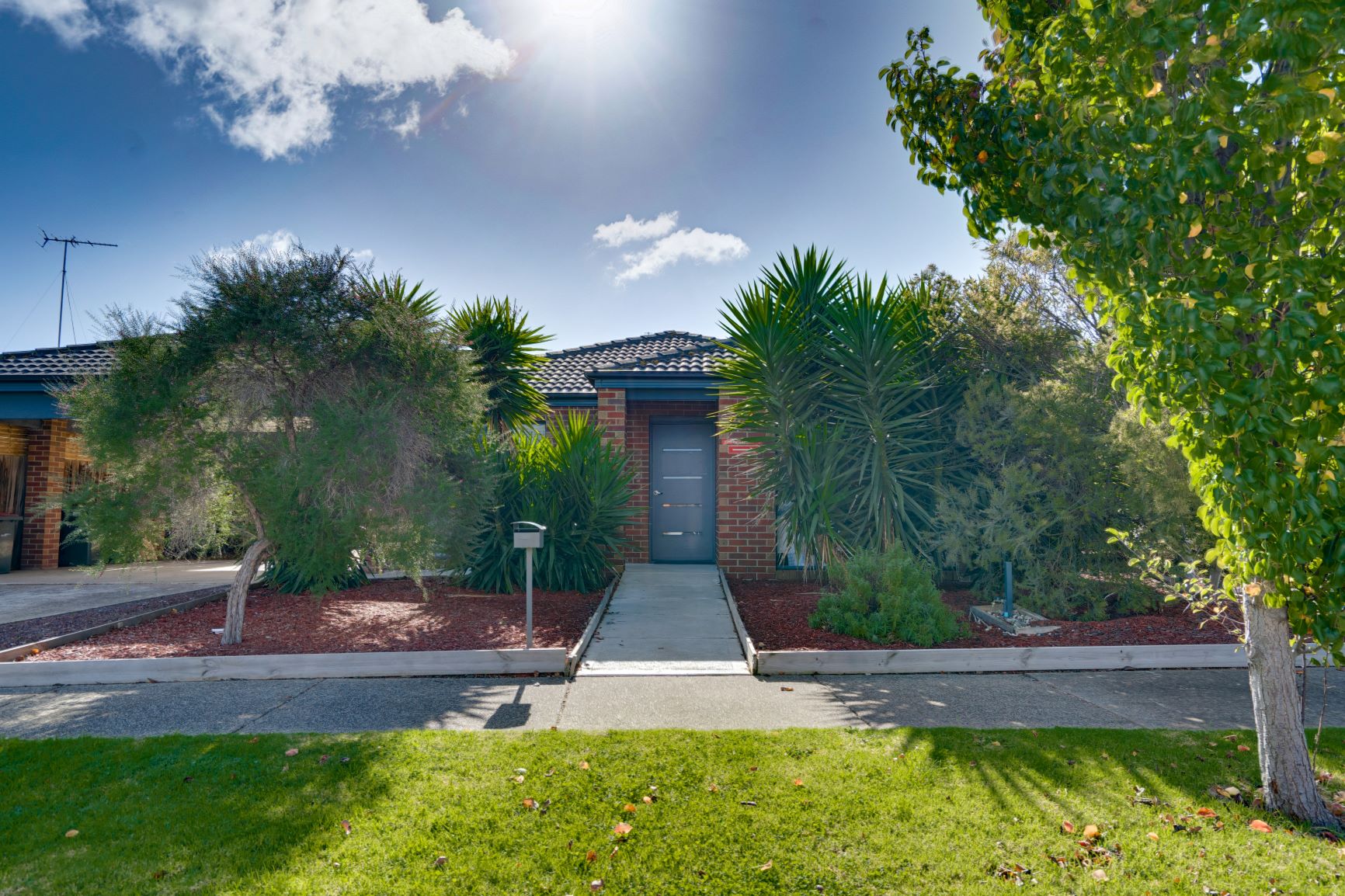 2 VACANCIES IN A LOVELY HOME IN WAURN PONDS (STA OR MTA OR SIL) — Home image 8