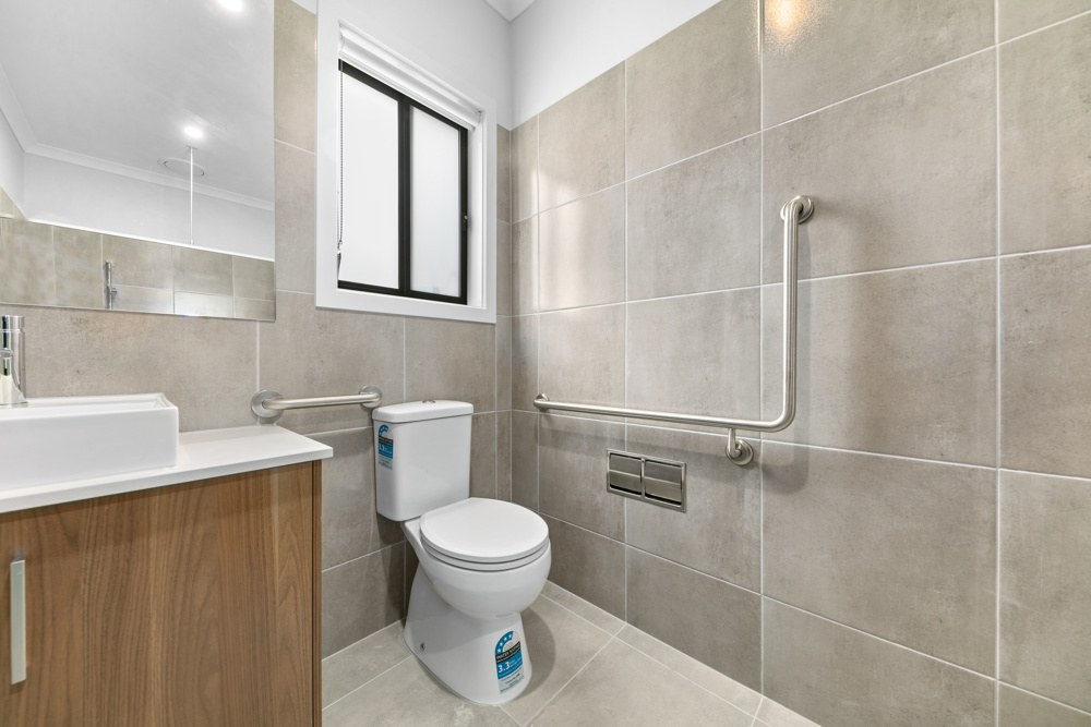 ROBUST DESIGN, REAL PRIVACY Two Independent SDA Homes Under One Roof — Home image 8