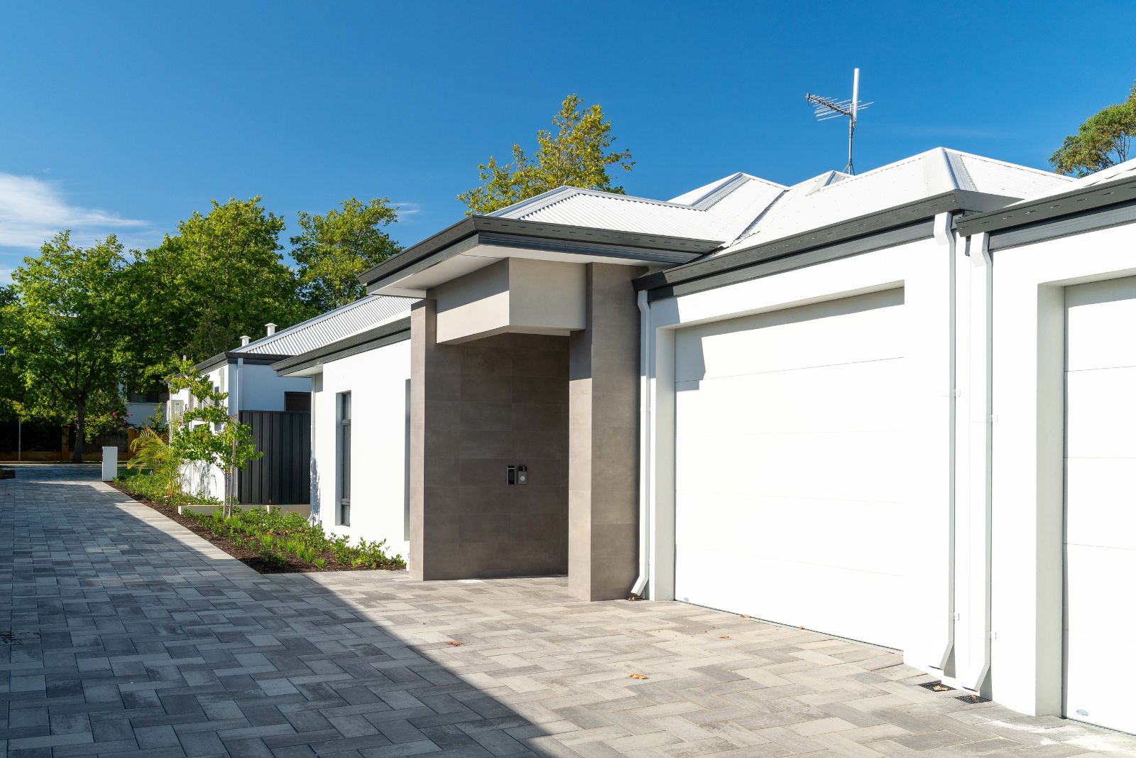 Option to Live with Family! Independence and Accessibility. Disability Accommodation — Home image 7