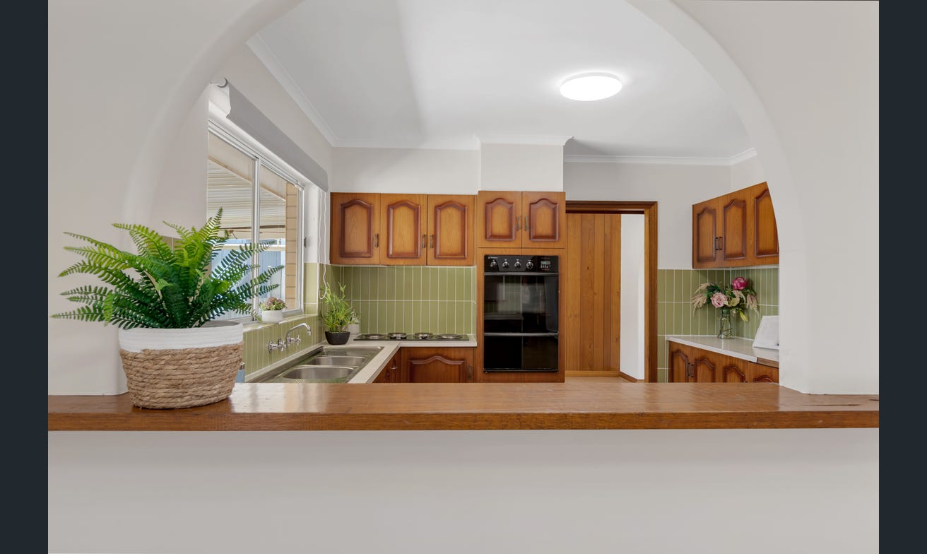 SIL House in Fulham Gardens — Home image 3