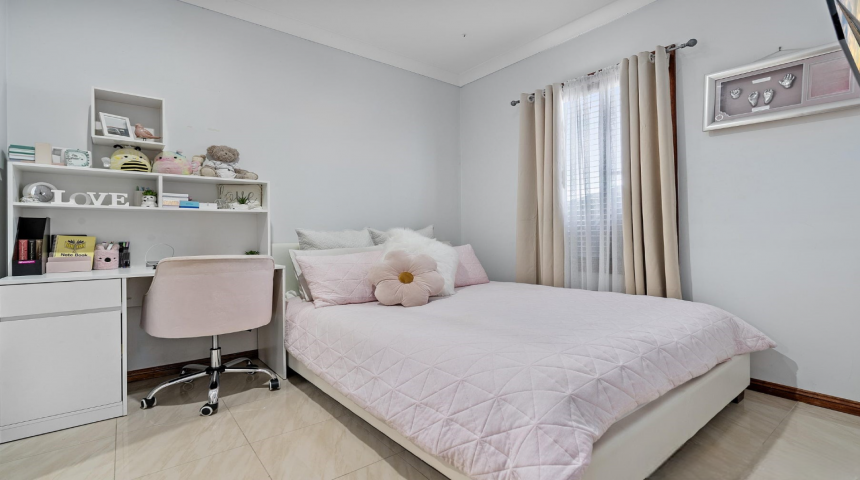 Smithfield — Home image 7