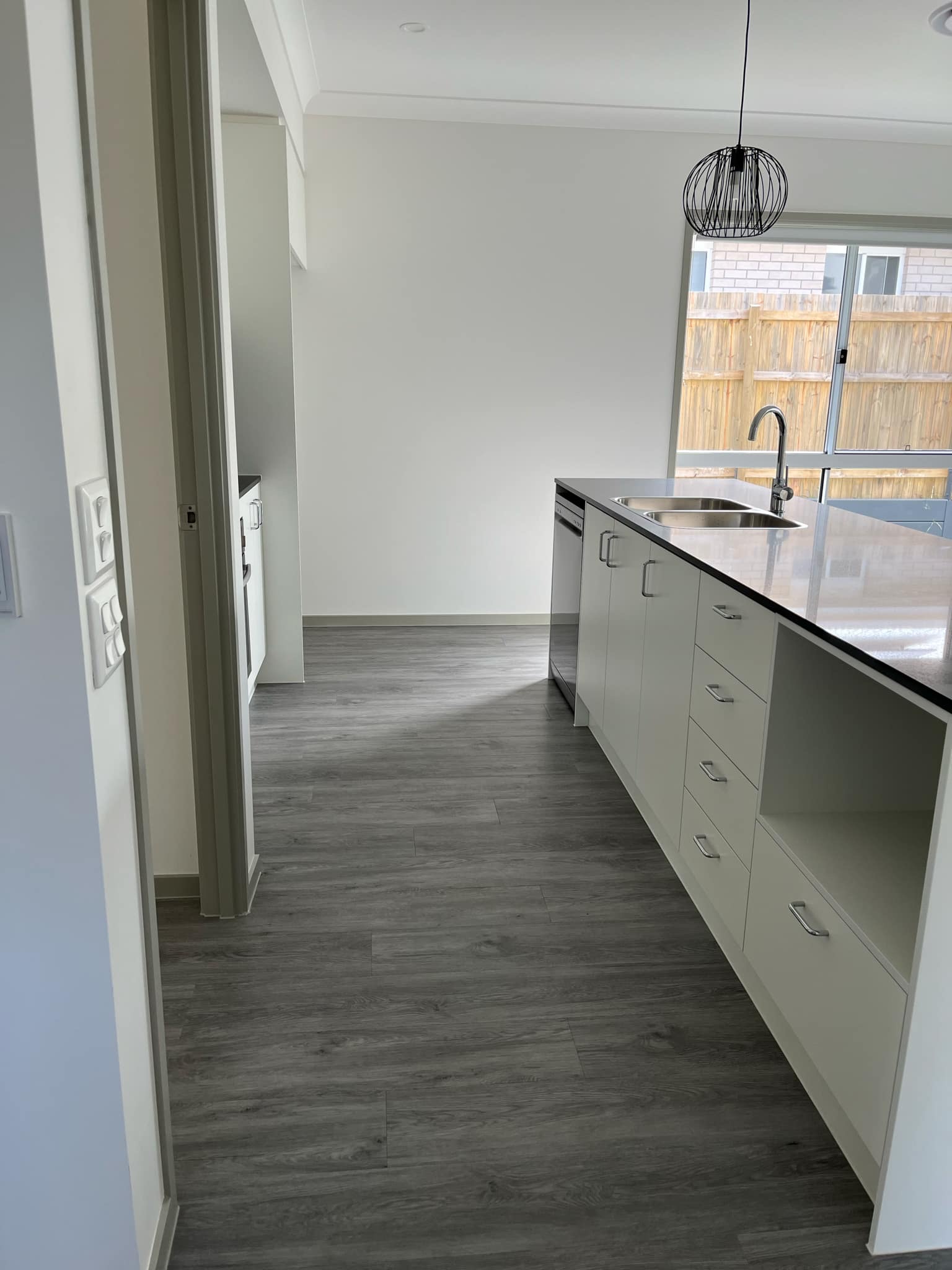 LAWNTON, MORETON BAY QLD – IMPROVED LIVEABILITY HOUSE (1 Vacancy) — Home image 7
