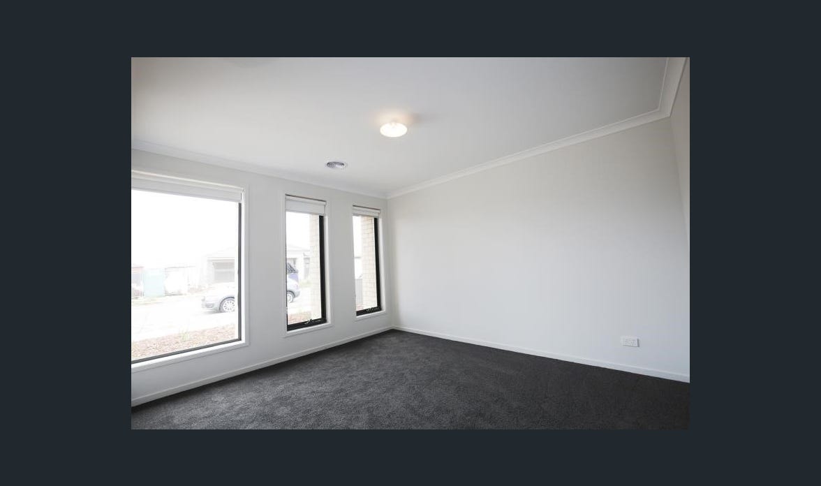 Accessible SIL Accommodation with Three Vacant Rooms in Sunflower Way, Lara VIC — Home image 3