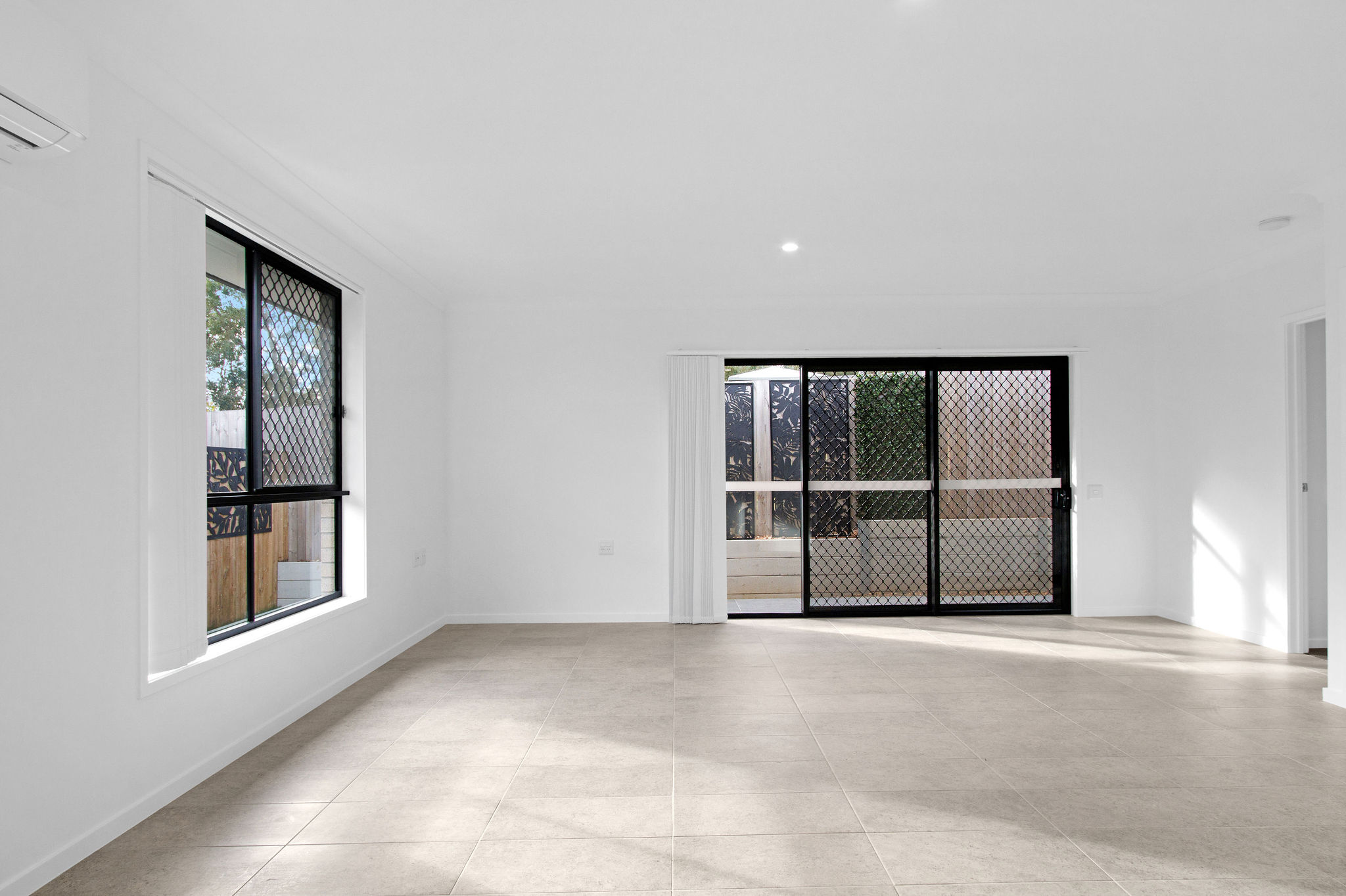 Gleneagle, Beaudesert QLD - Robust House — Home image 7