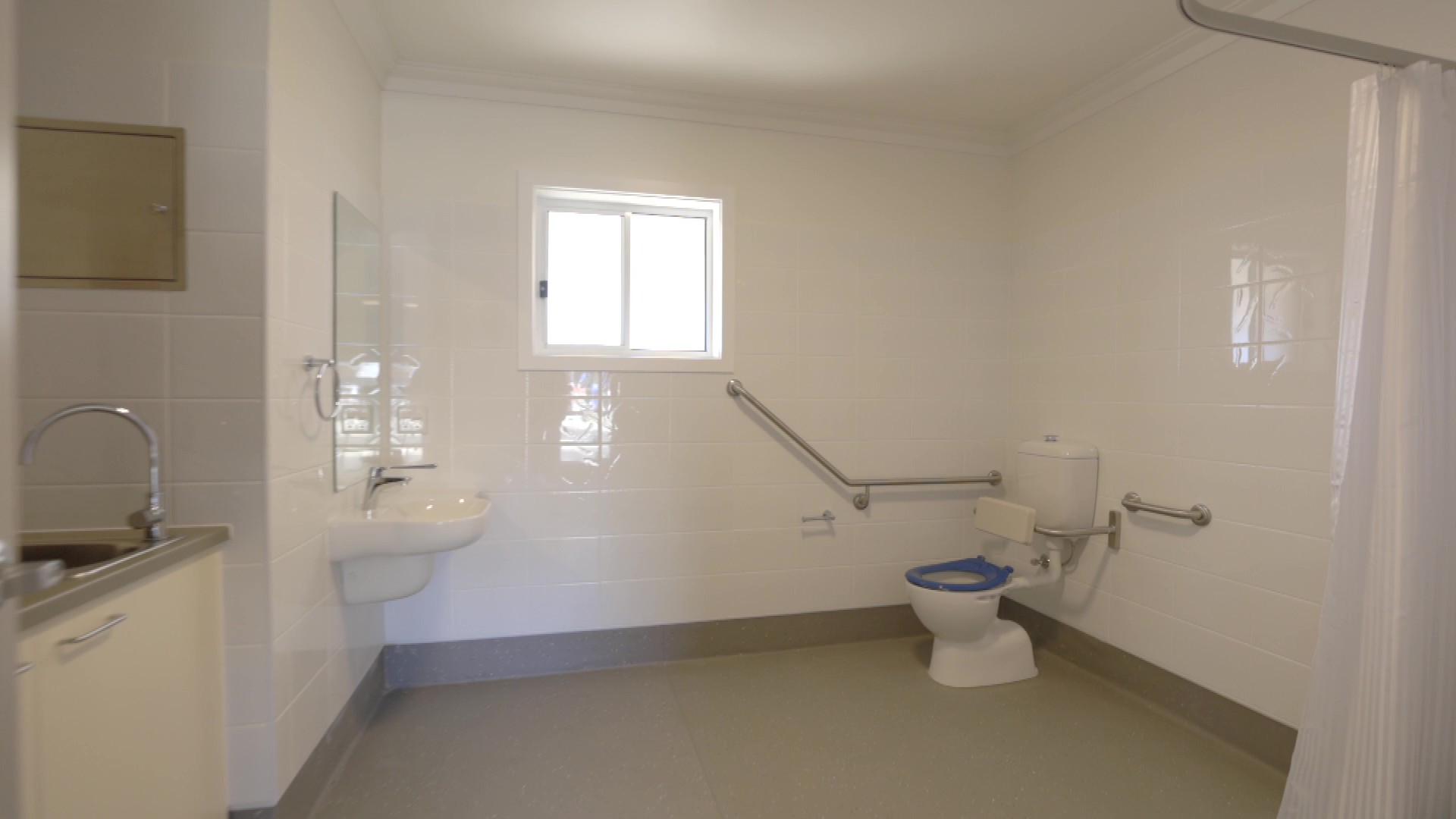 Unit 40 Fully Accessible Unit Pinaroo Village — Home image 4