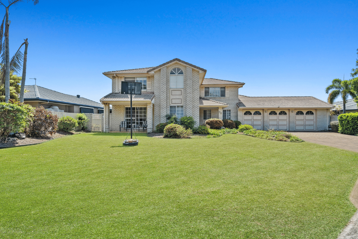 Spacious Mermaid Waters home in the heart of the Gold Coast! — Floorplan 1