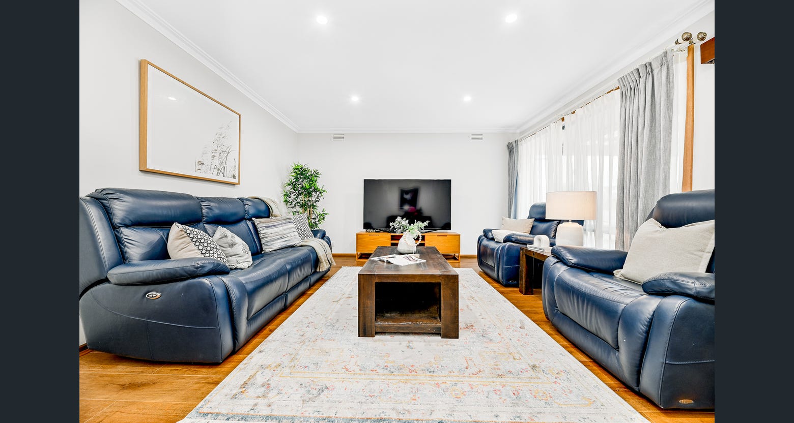 Ultra Spacious NDIS SIL, STA & MTA Accommodation in Wheelers Hill — Home image 9