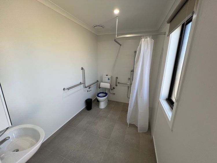 Robust 2-Bedroom Home on Derwent Street, Lara — Home image 4