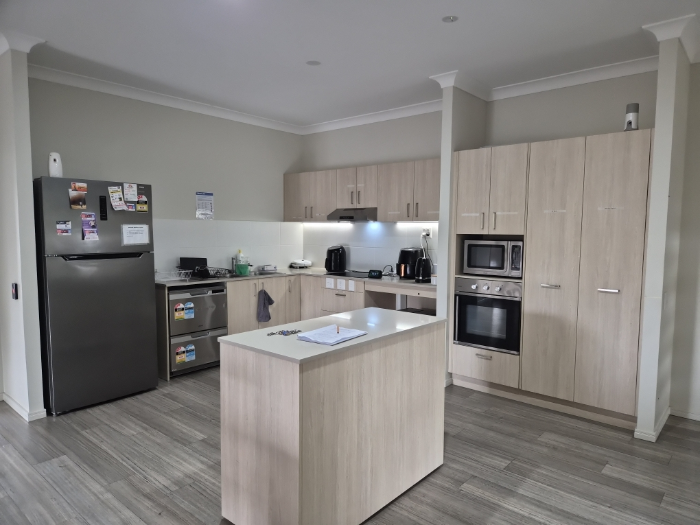 Spacious HPS Home - Brassall, Ipswich! — Home image 2