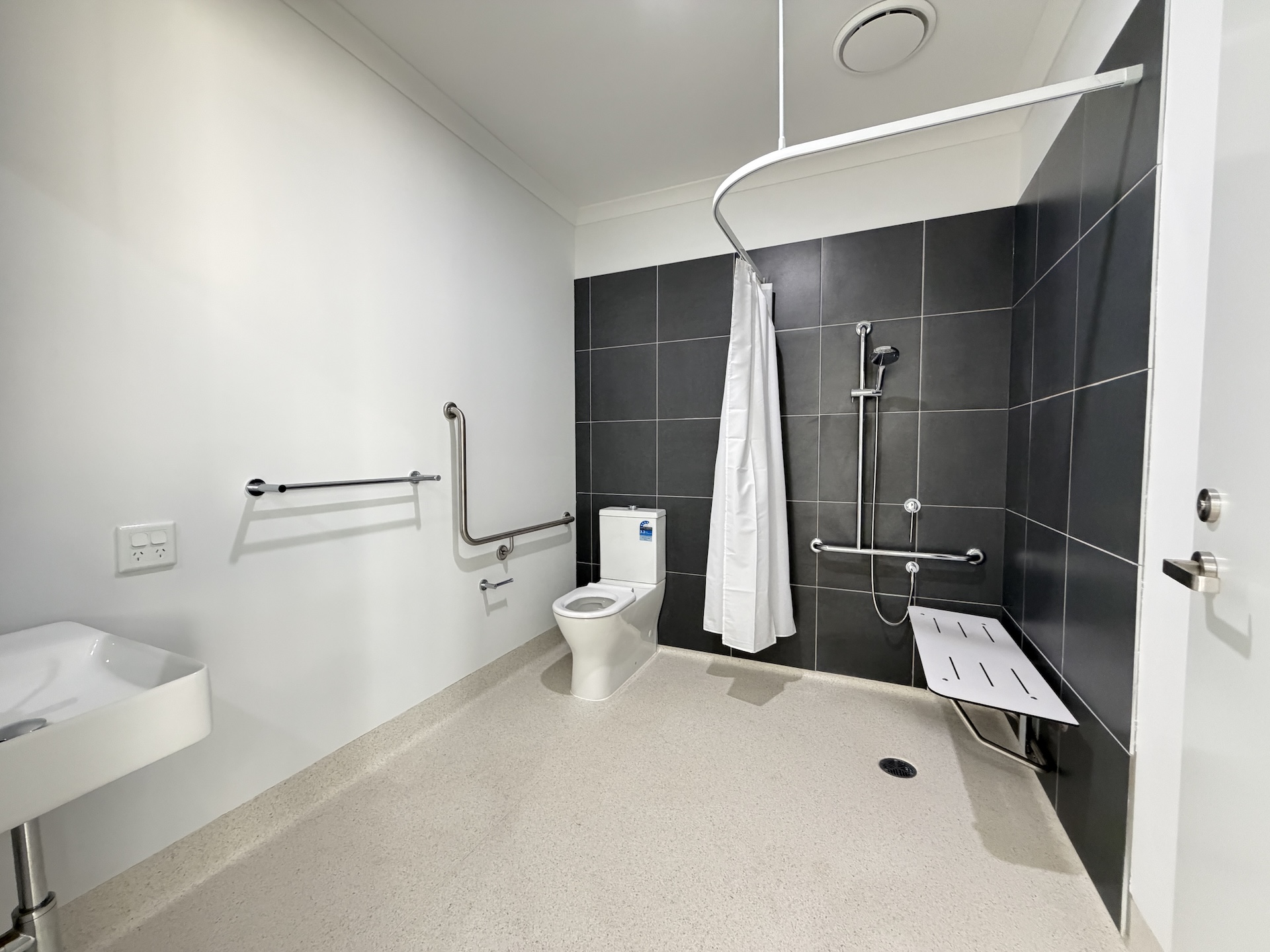 3+OOA HPS SDA Home in Wollert with Multi-Purpose Breakout Room — Home image 8