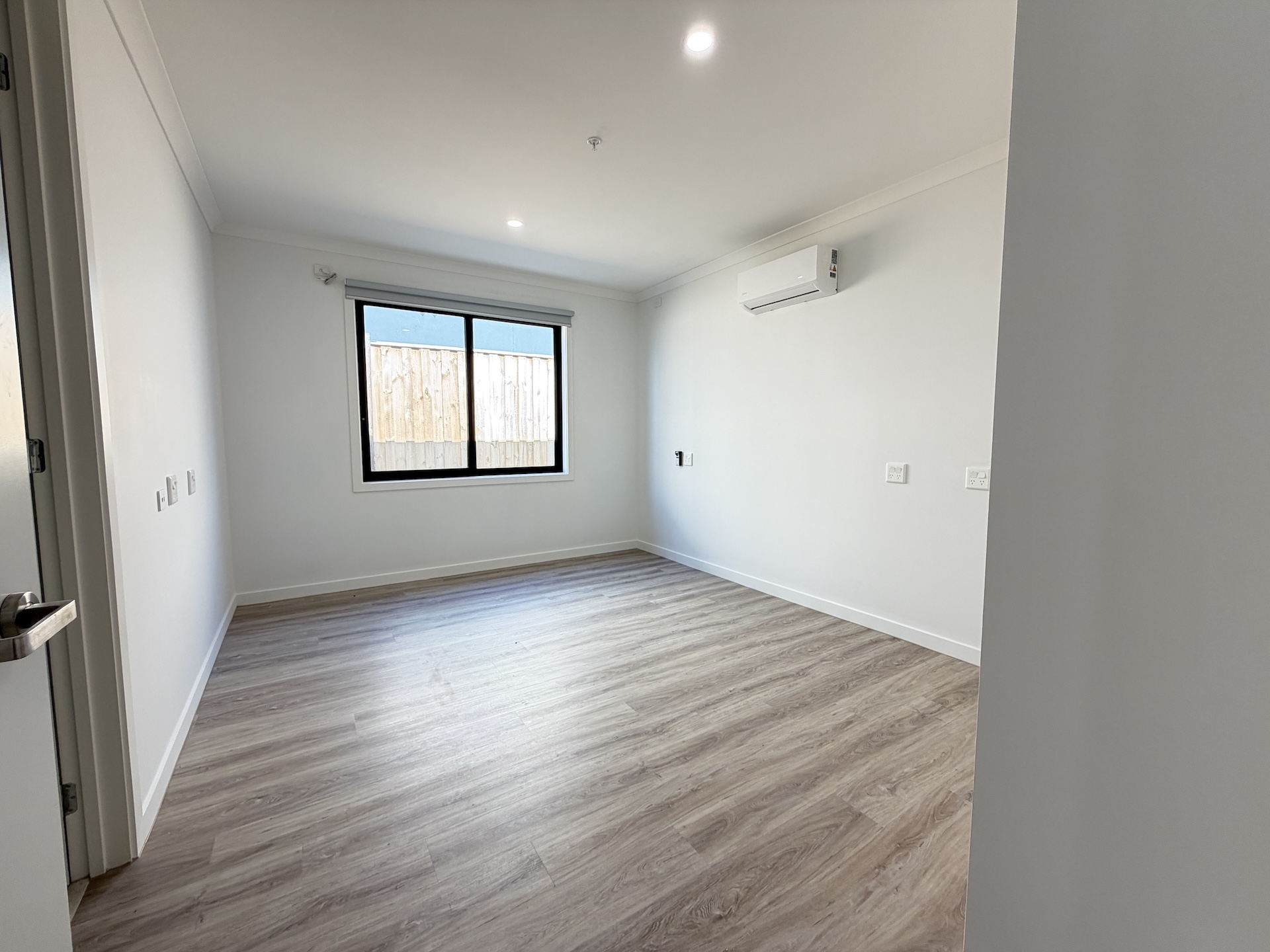3+OOA HPS SDA Home in Wollert with Multi-Purpose Breakout Room — Home image 9