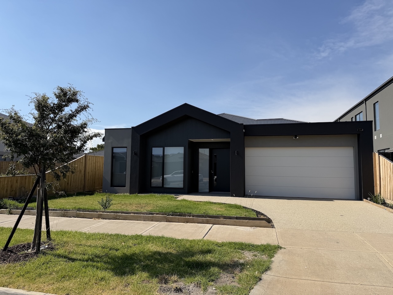 3+OOA HPS SDA Home in Wollert with Multi-Purpose Breakout Room — Home image 2