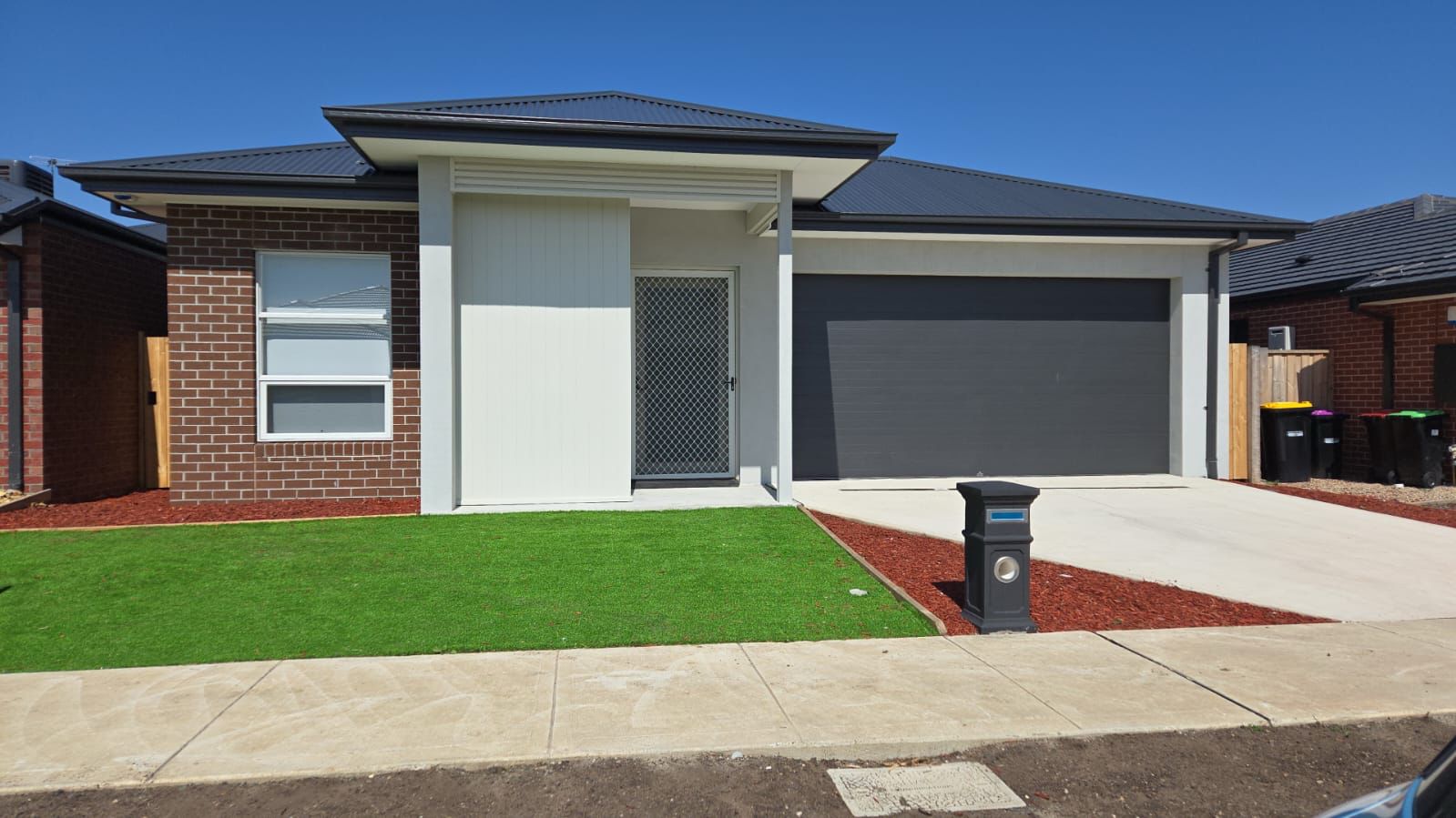 Robust 3-Bedroom Home in Beveridge VIC — Home image 2