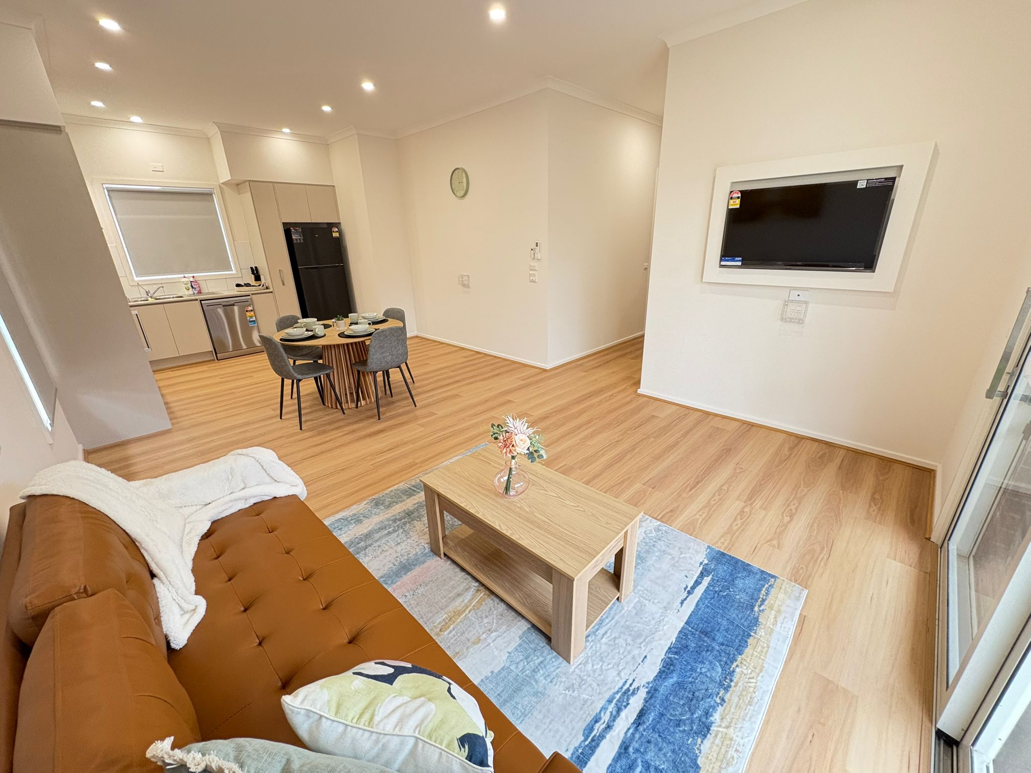 Robust 3-Bedroom Home in Beveridge VIC — Home image 5