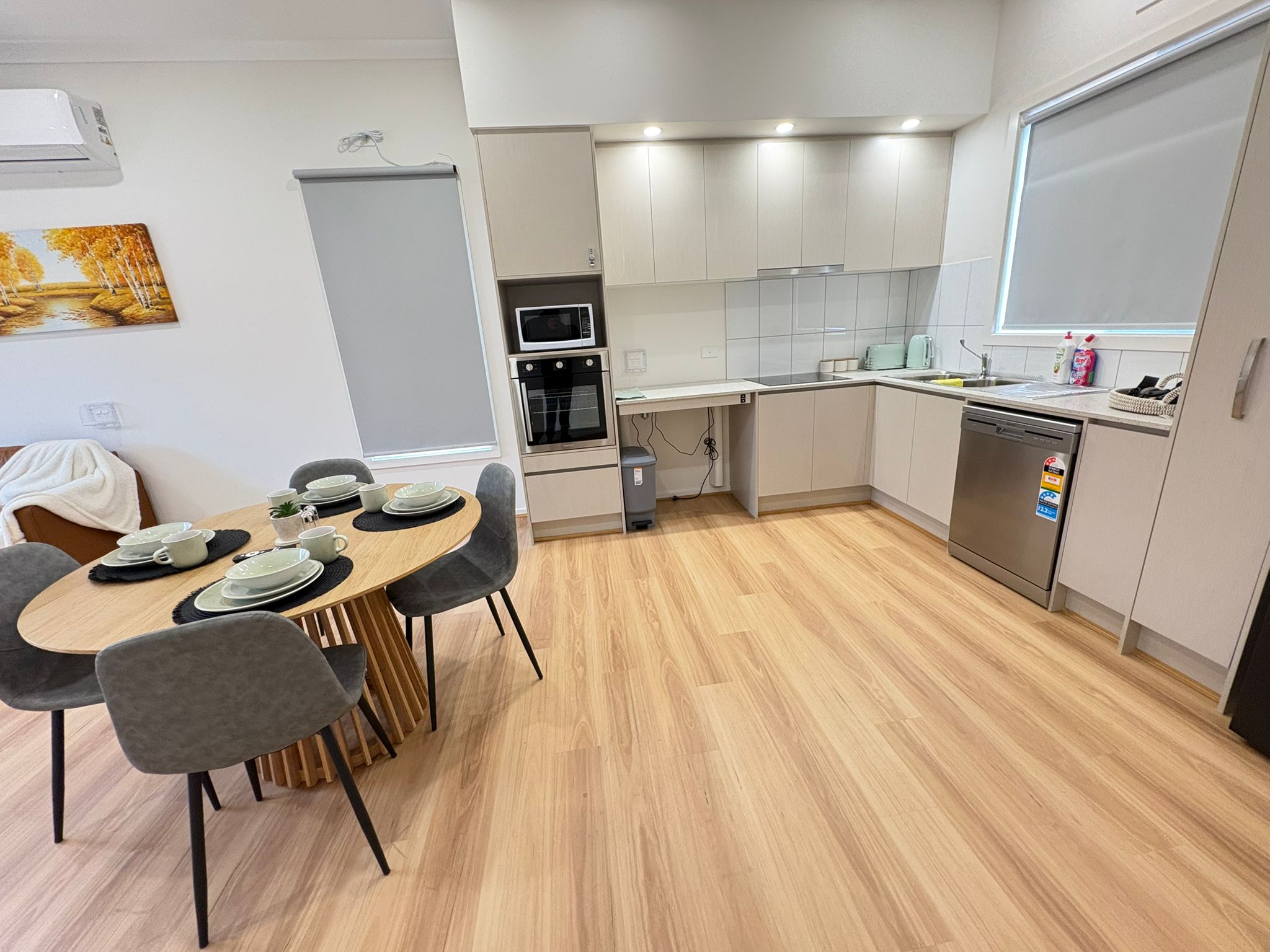 Robust 3-Bedroom Home in Beveridge VIC — Home image 7
