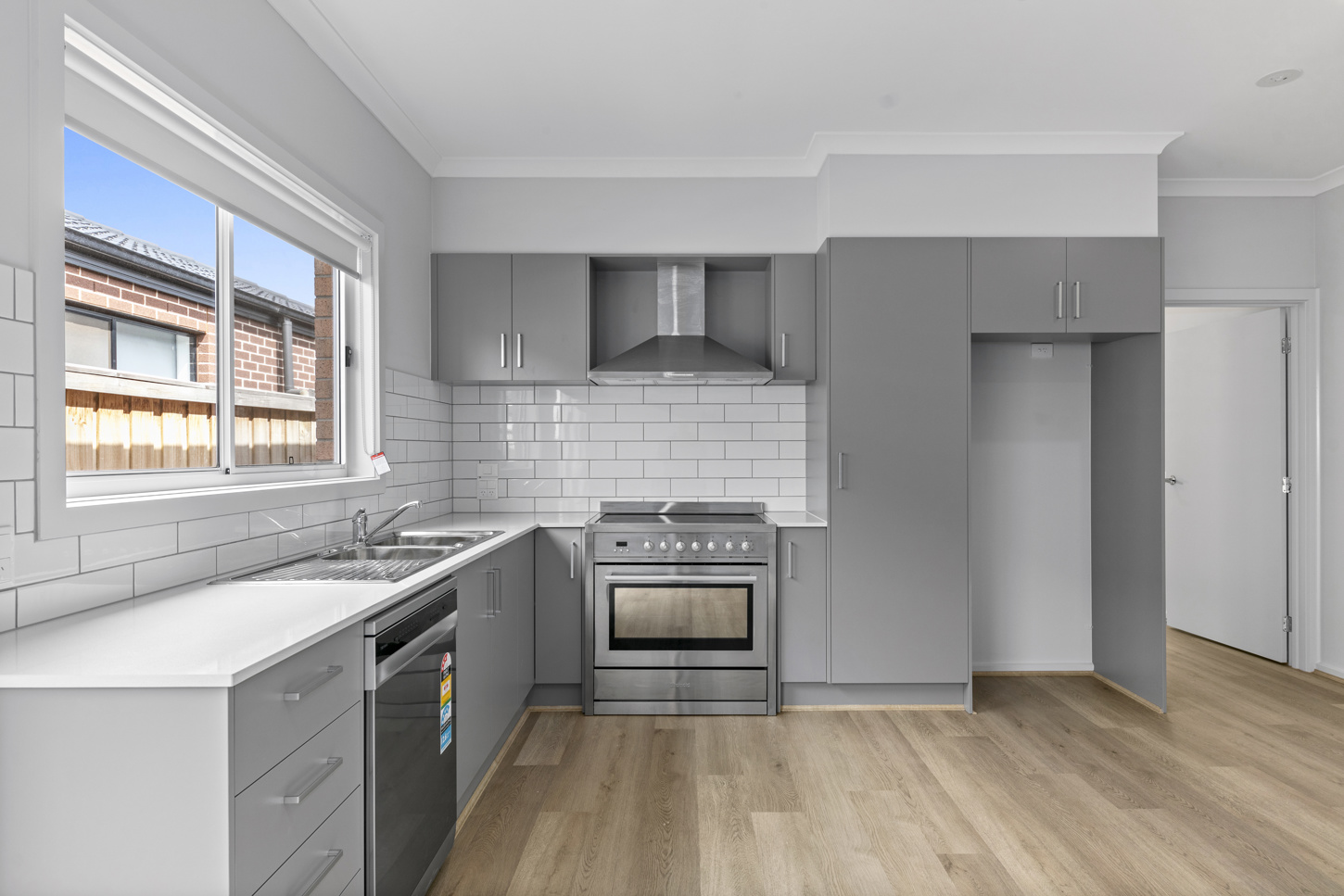 TRUE INDEPENDENCE  Two Independant Robust Homes in Melton's Thriving Landscape — Home image 3