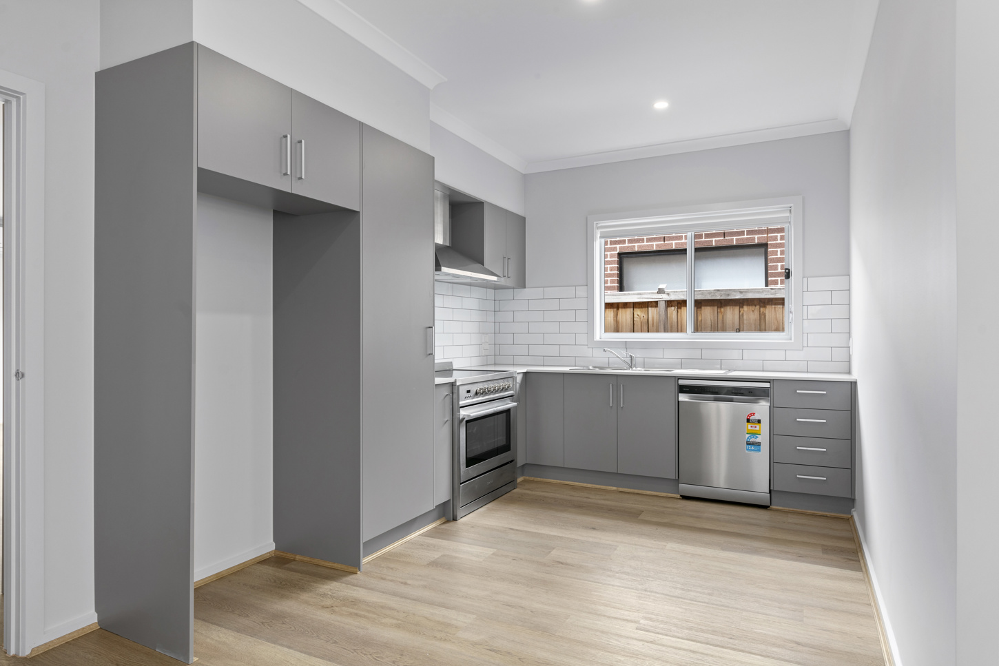TRUE INDEPENDENCE  Two Independant Robust Homes in Melton's Thriving Landscape — Home image 7