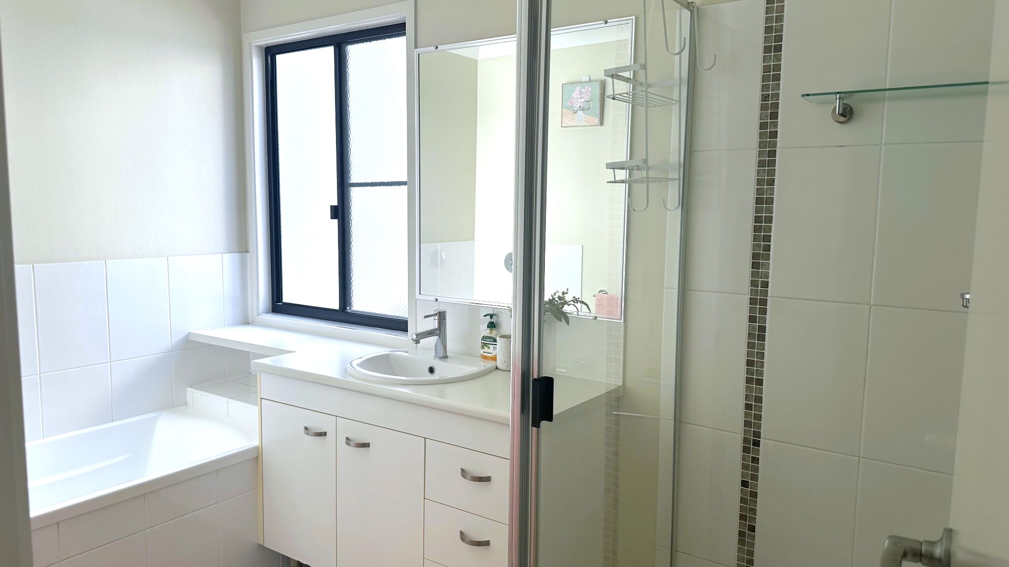 Modern SIL Home in Eli Waters, Hervey Bay — Home image 2