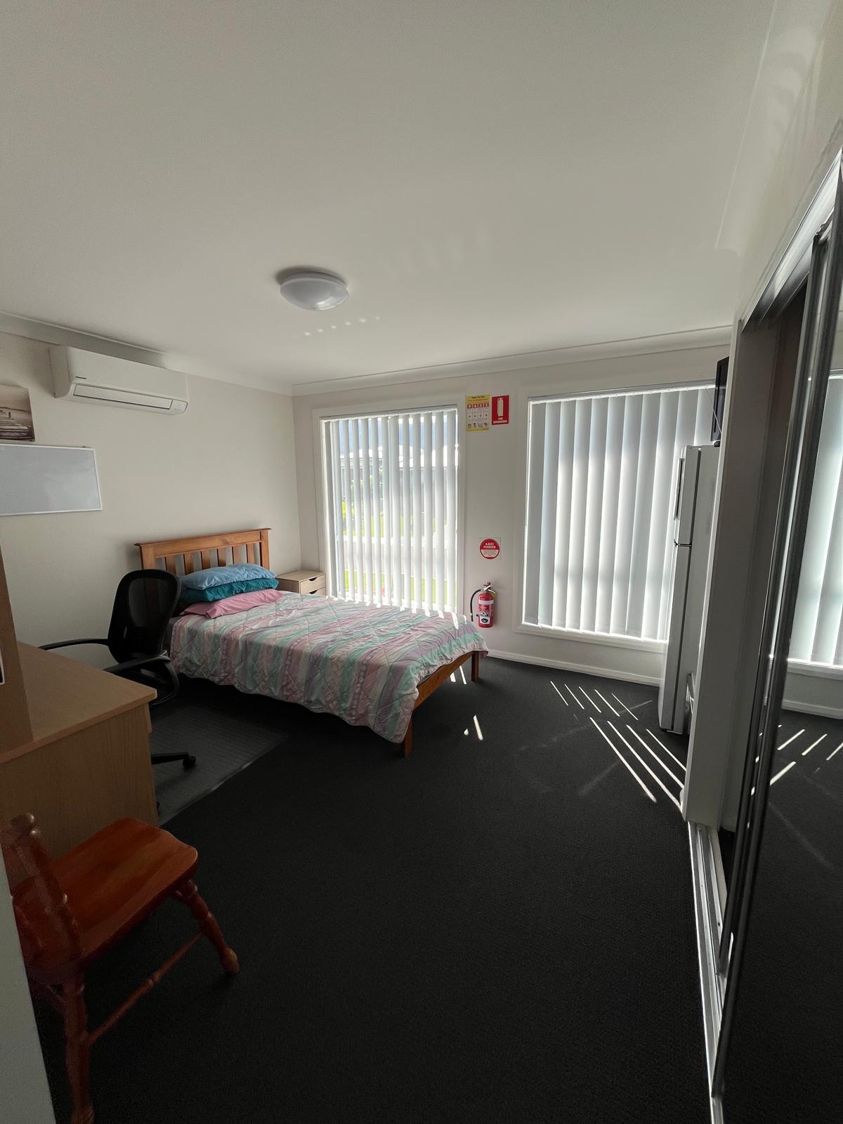ILO / 1:2 SIL- Peaceful Living in a Quiet Residential Setting — Home image 4