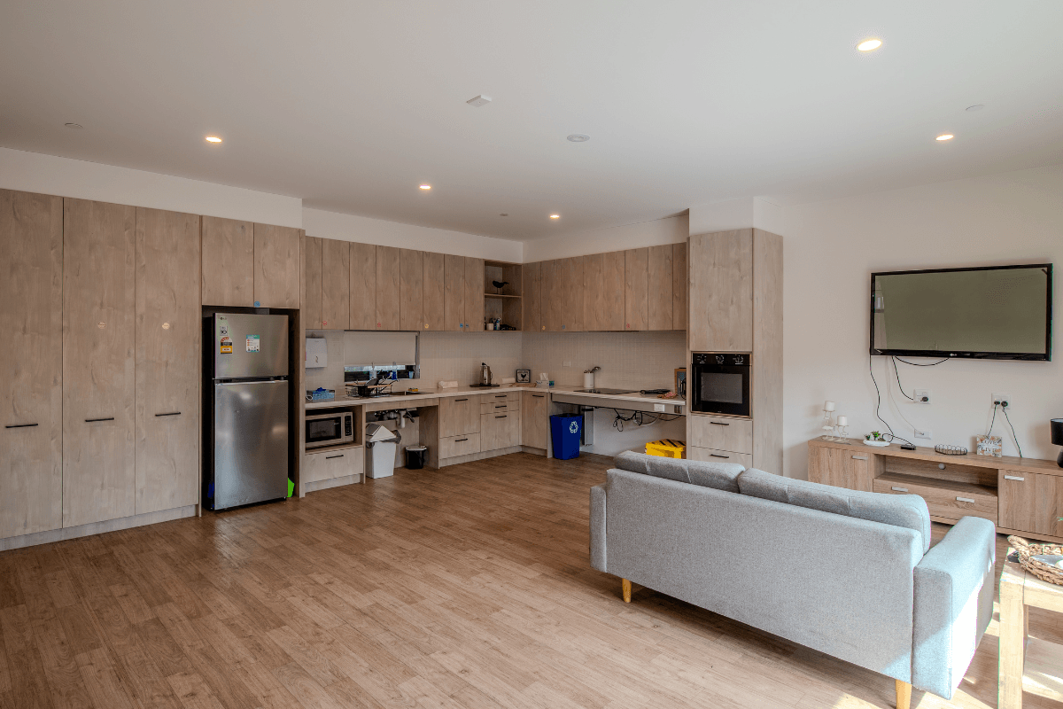 SDA in the heart of Seaford  Ready to occupy! — Home image 2
