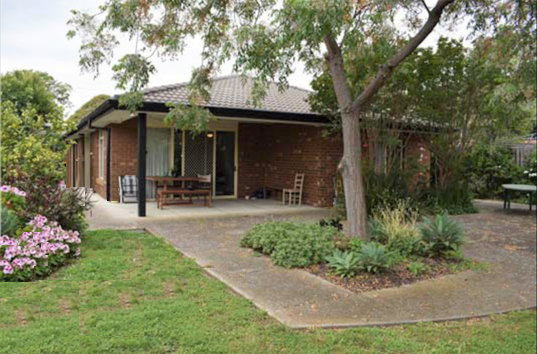 Bayside lifestyle in the heart of Bentleigh — Home image 6