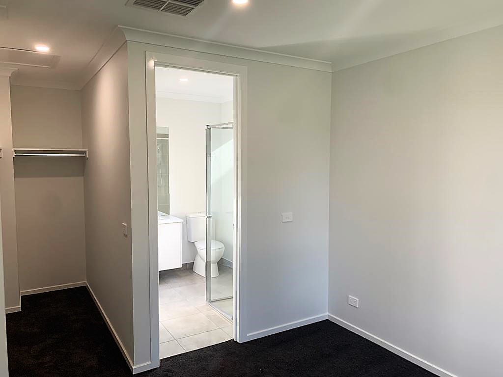 20B  Pine Road, Bayswater — Home image 7