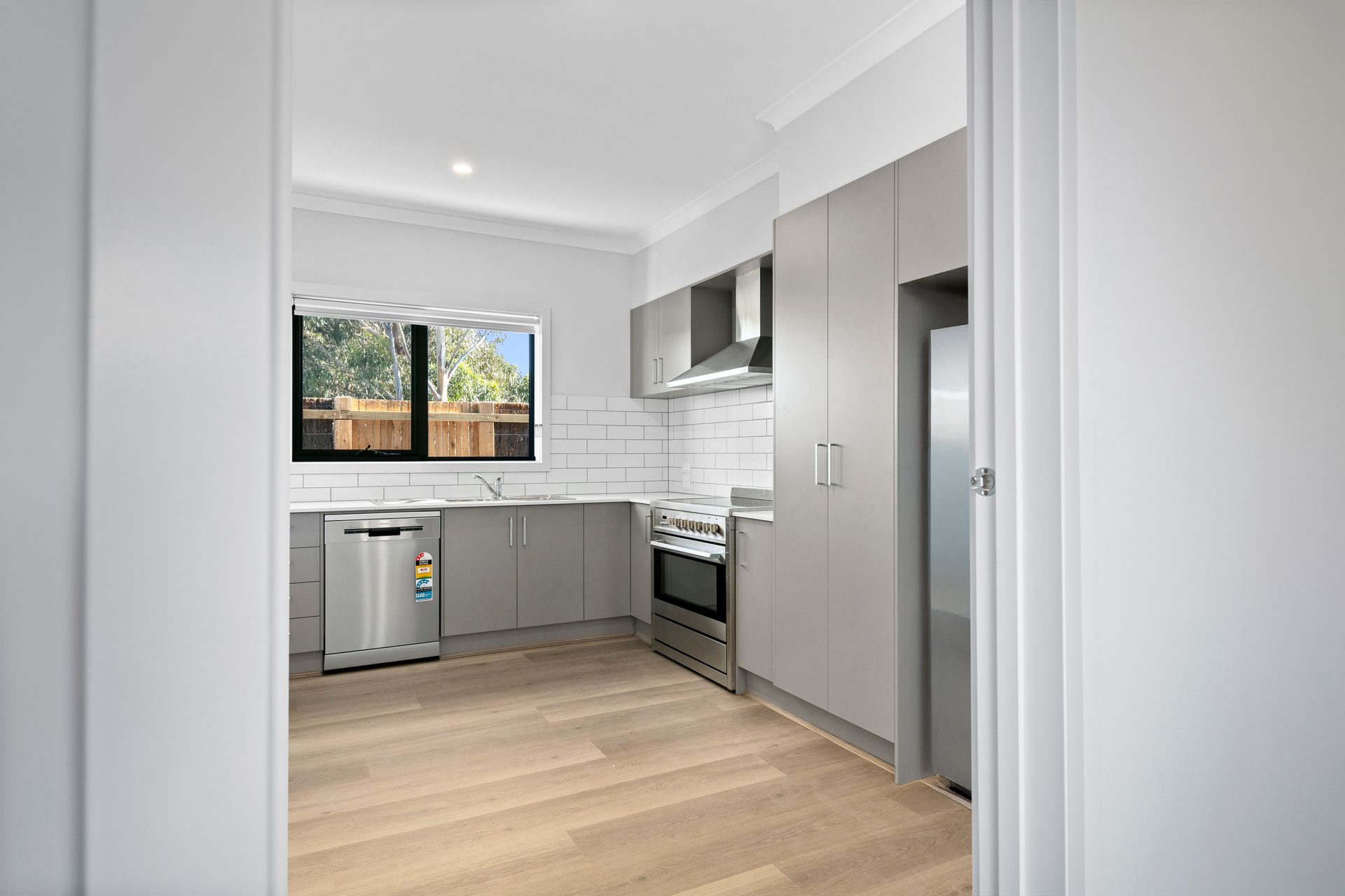 31 Ambient Crescent, Beveridge, VIC 3753 — Home image 4