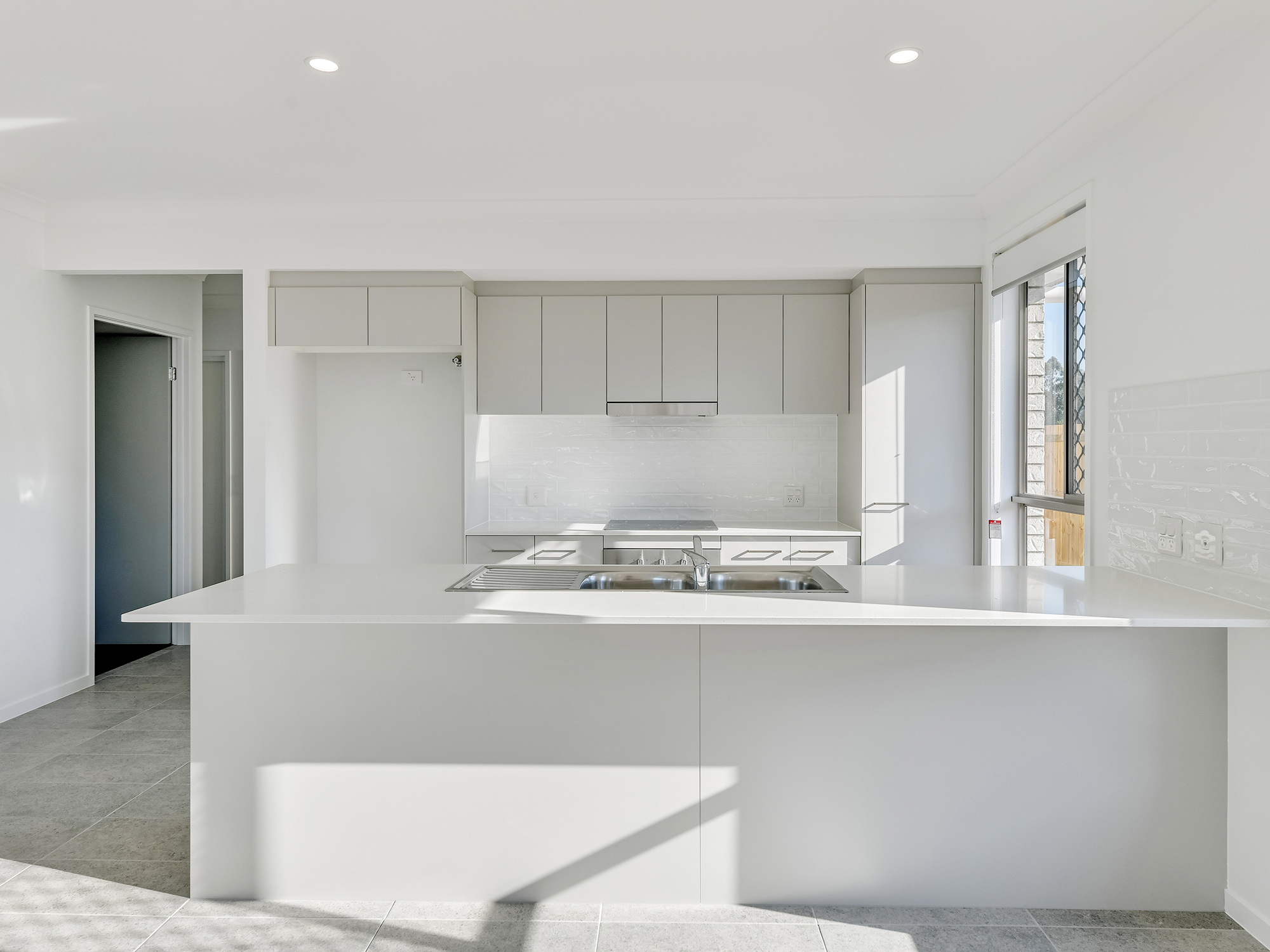 2 SDA (Improved Liv.) + Guest Room or OOA — Home image 2