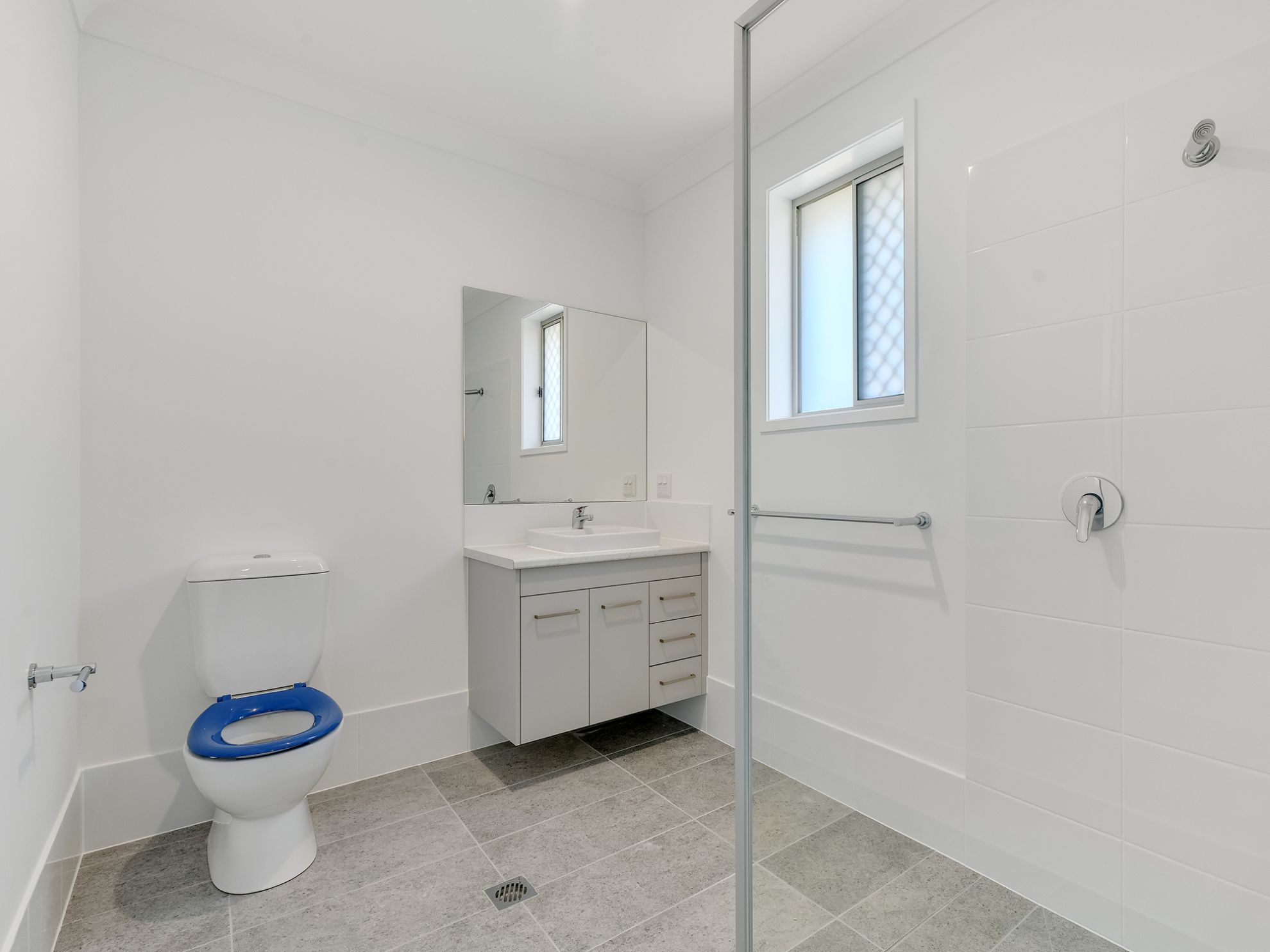 2 SDA (Improved Liv.) + Guest Room or OOA — Home image 7