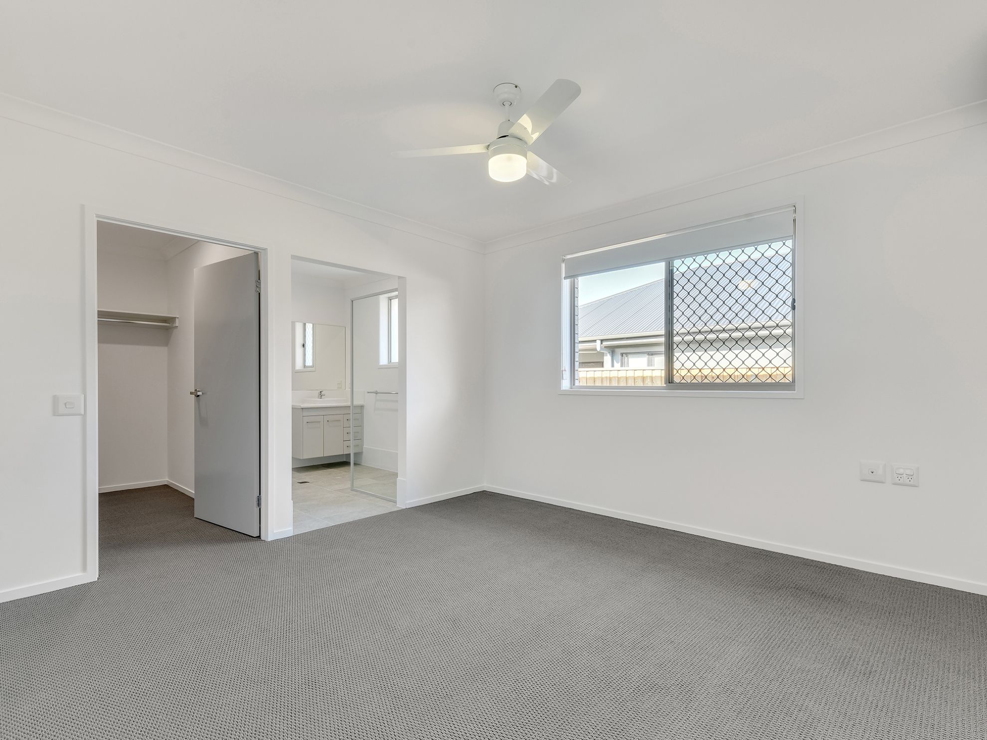 2 SDA (Improved Liv.) + Guest Room or OOA — Home image 8