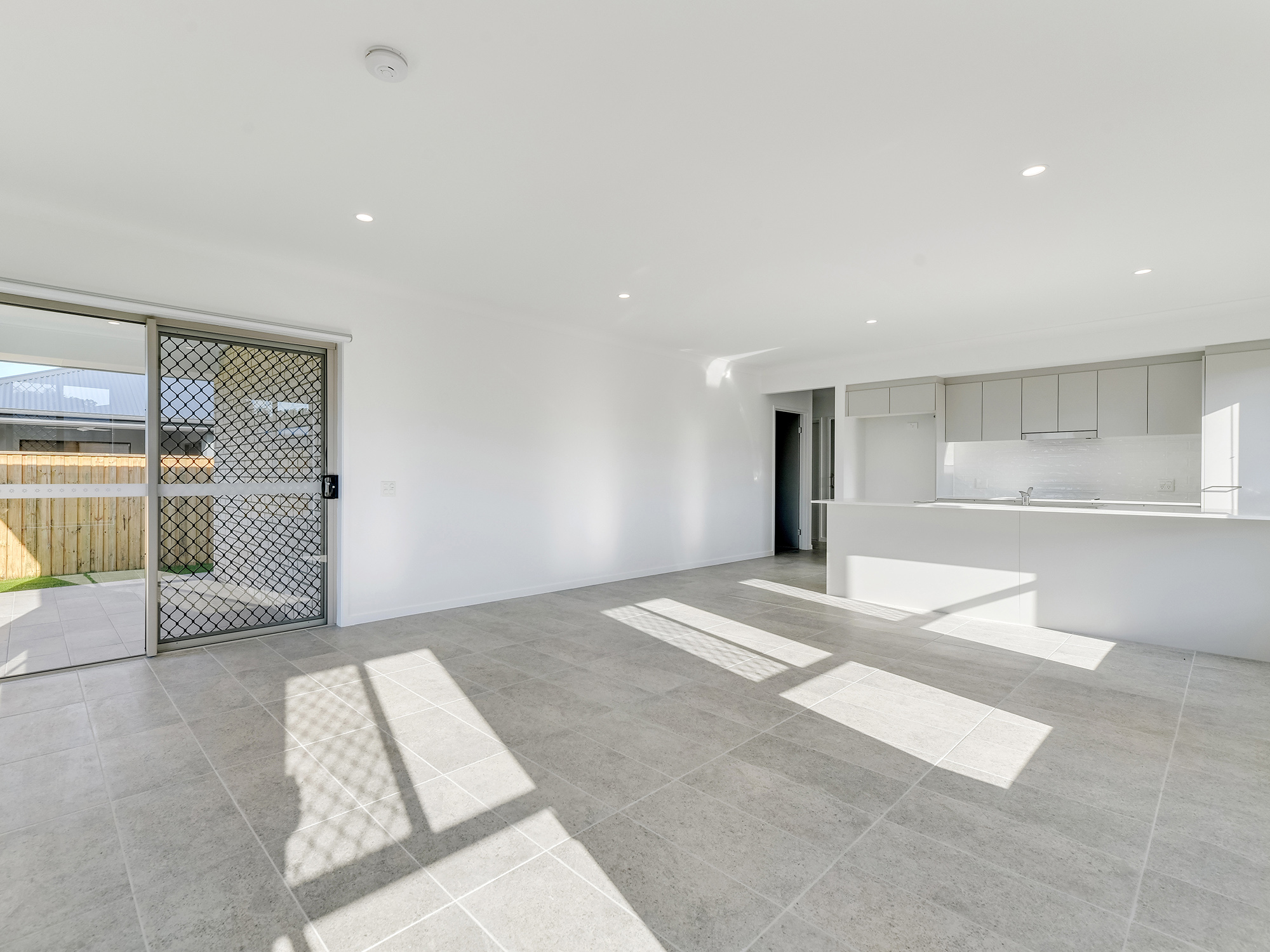 2 SDA (Improved Liv.) + Guest Room or OOA — Home image 13