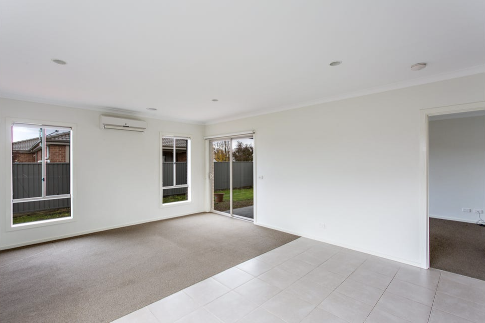 1:3 SIL House — Home image 3