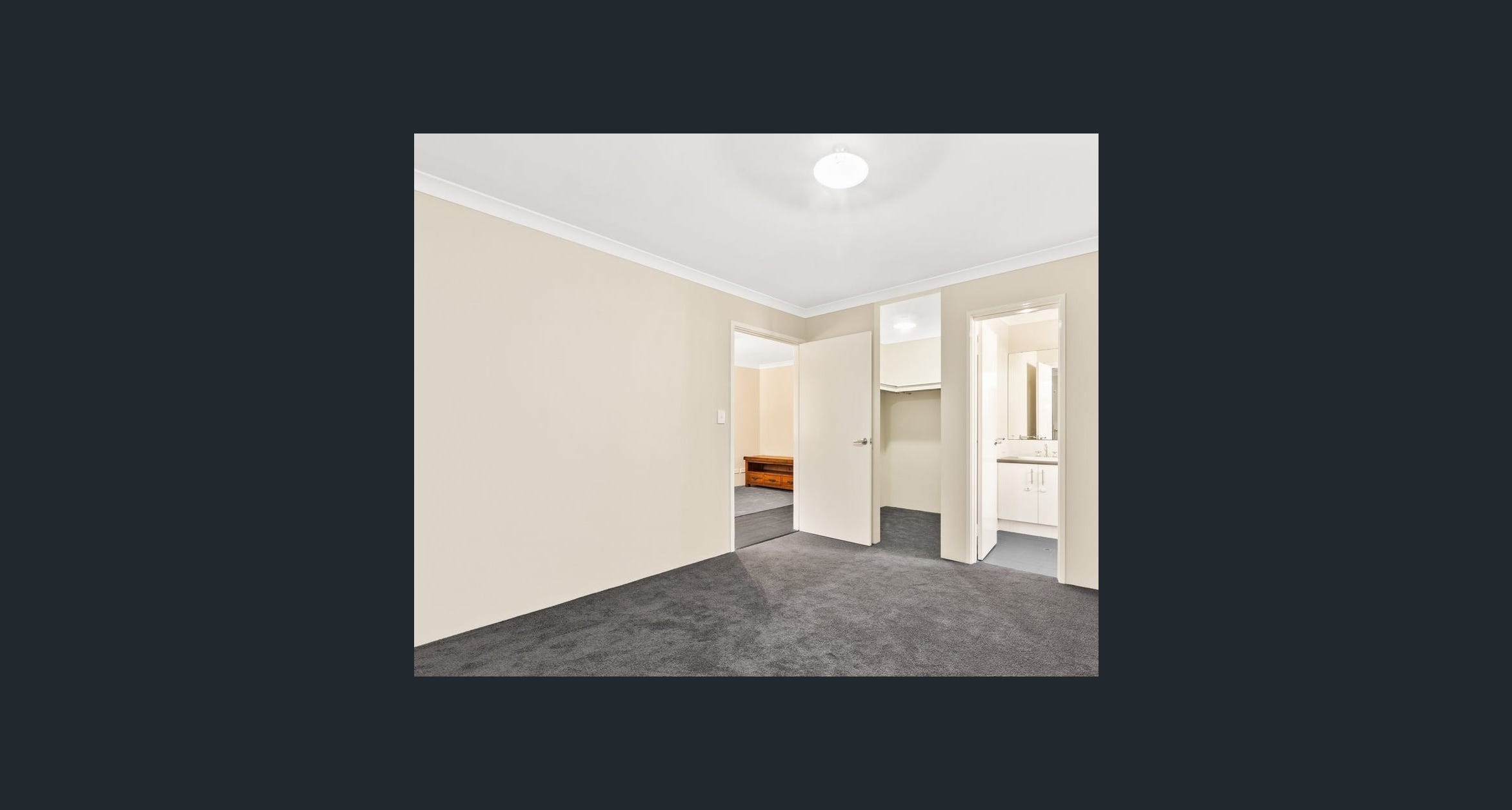 Supported independent living(SIL) Short Term (Respite) fully Accessible bathroom — Home image 7