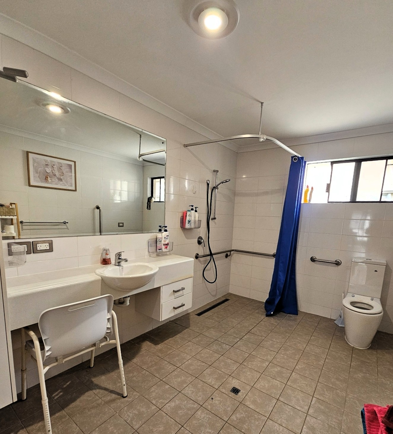 2-Bedroom Shared Unit Offering Comfort and Supportive Living Now — Home image 2