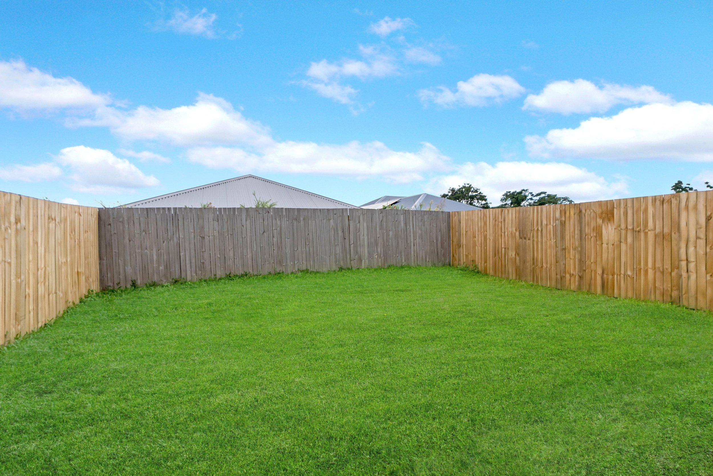 Moro Street, Edmonton QLD | One Bedroom + Carers Room Edmonton Robust/IL Duplex — Home image 3