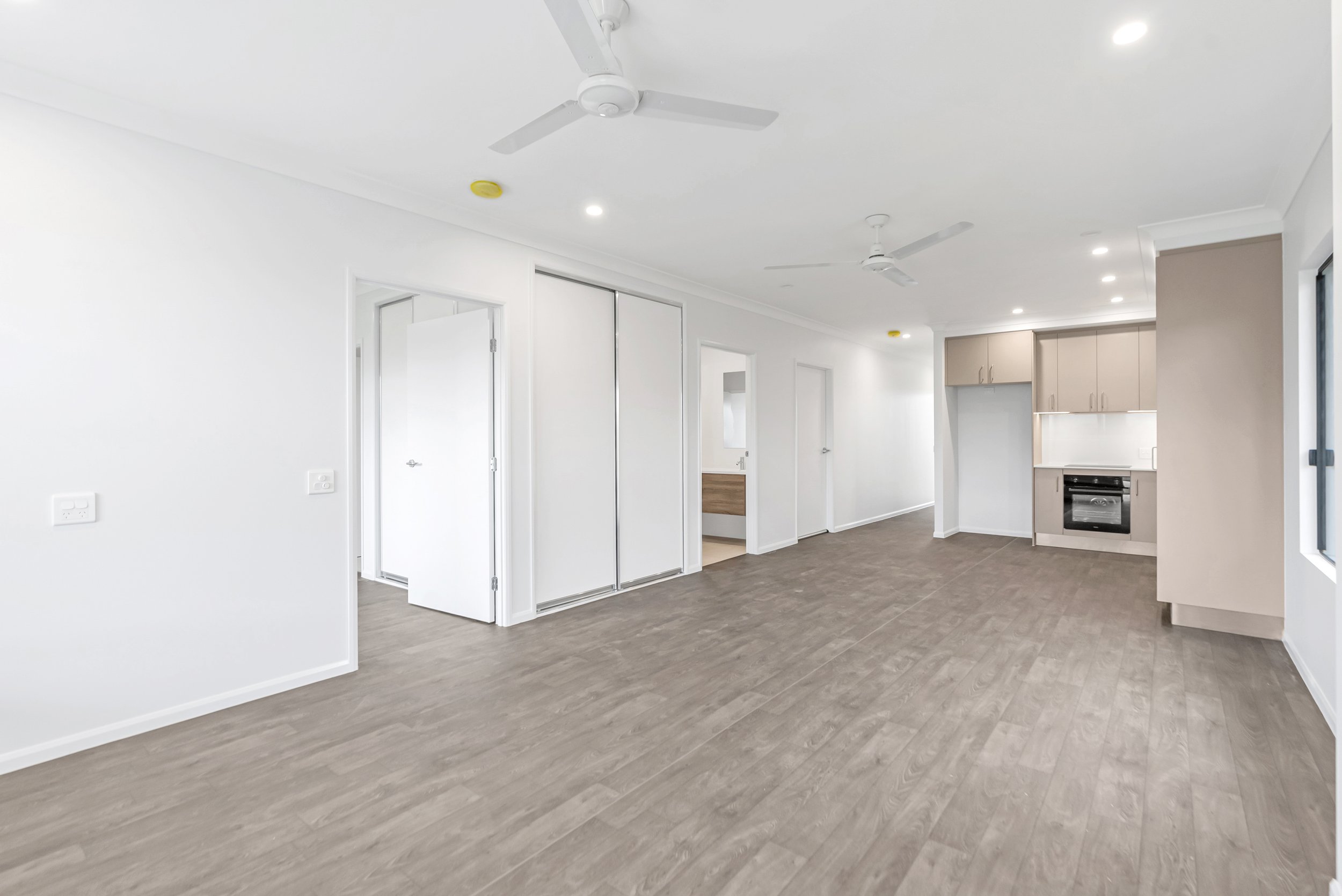 Moro Street, Edmonton QLD | One Bedroom + Carers Room Edmonton Robust/IL Duplex — Home image 5