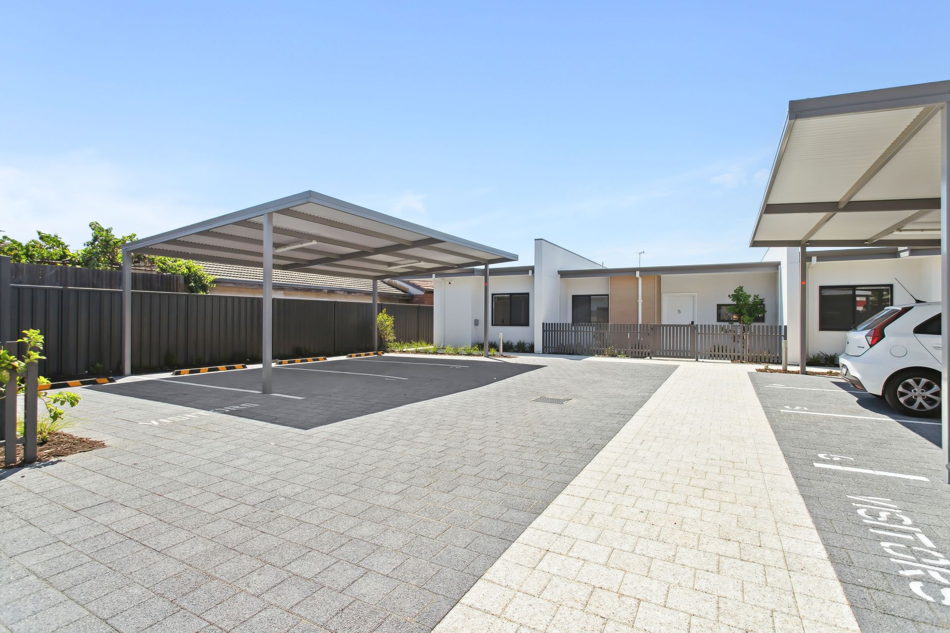 1×1 & 2×2 Accessible Villas – Midland — Home image 6
